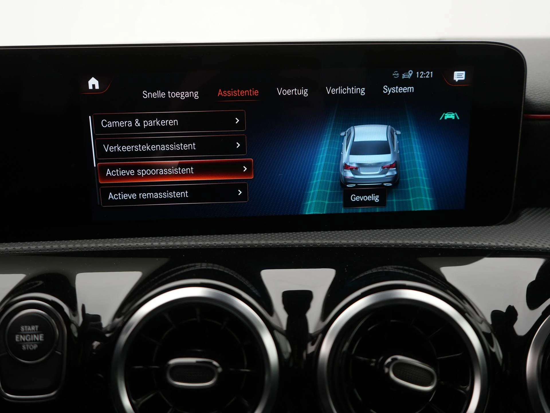 Mercedes-Benz-A-Klasse-image-17