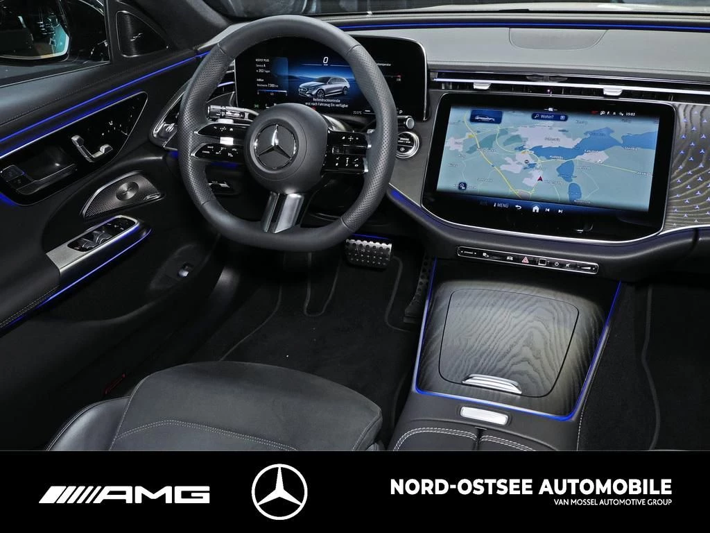 Mercedes-Benz E-Klasse 220 d T AMG NIGHT PANO DISTRONIC 4D-SOUND AMG Line