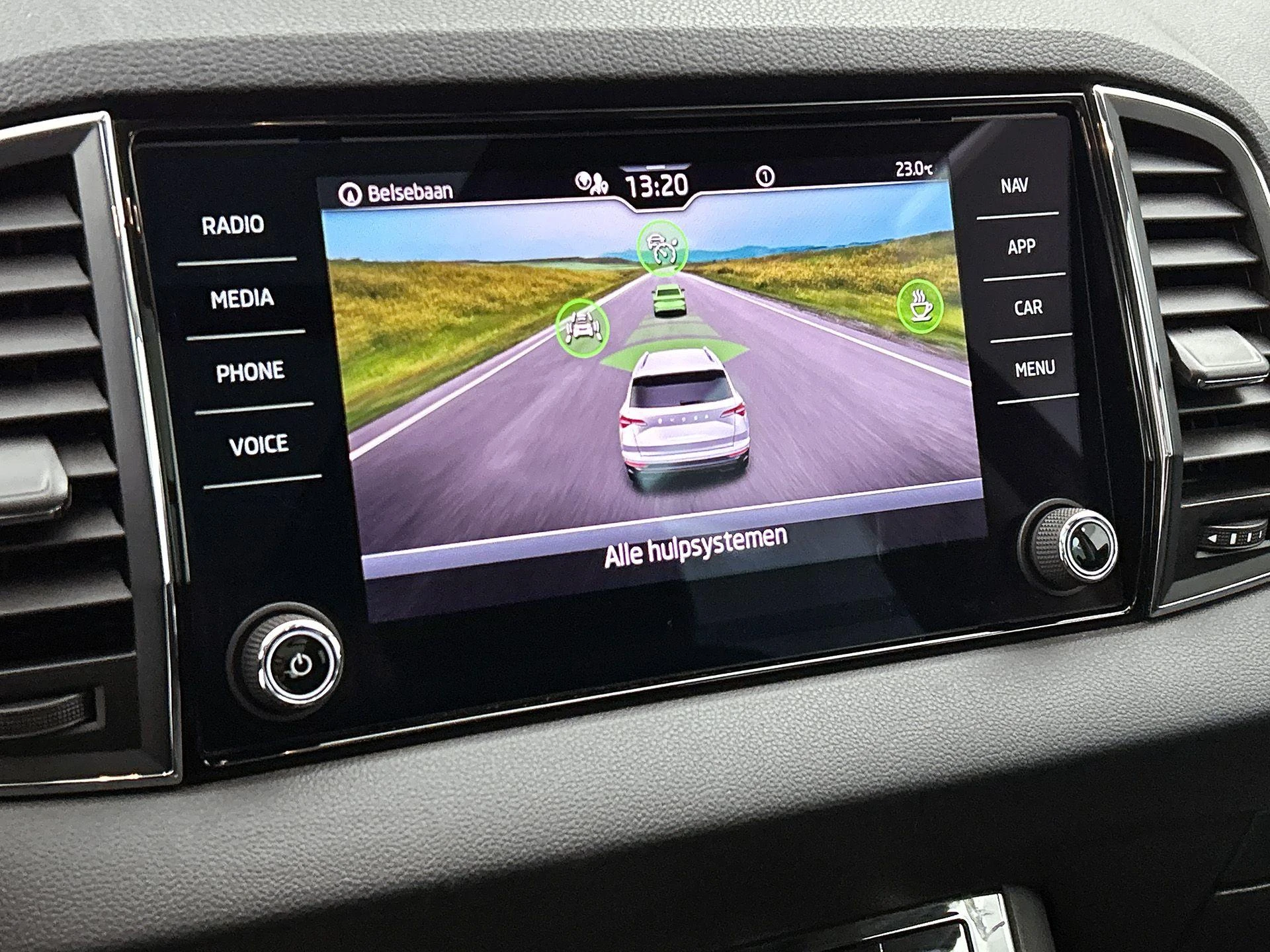 Škoda-Karoq-image-10