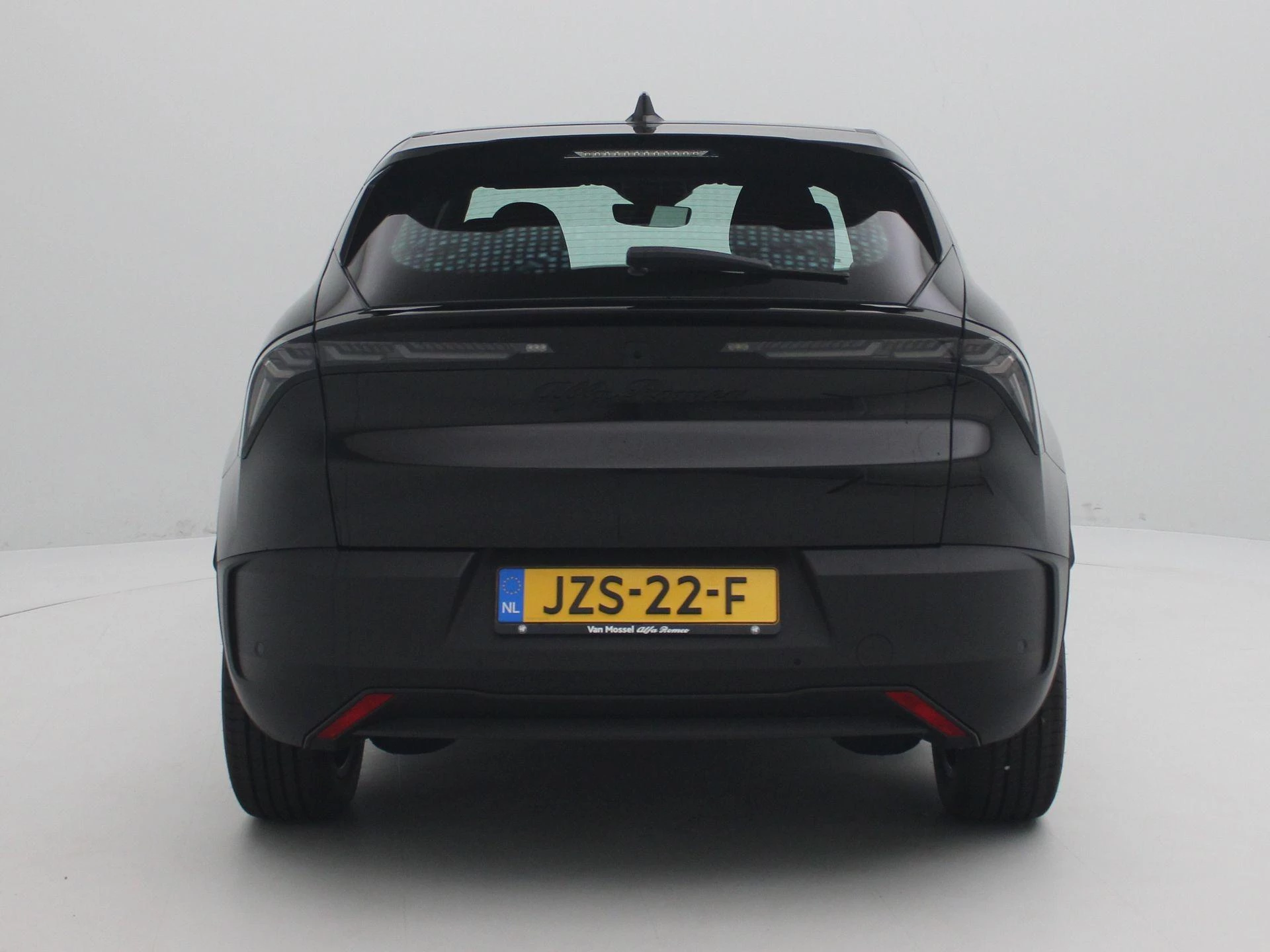 Alfa Romeo Junior Elettrica 54 kWh