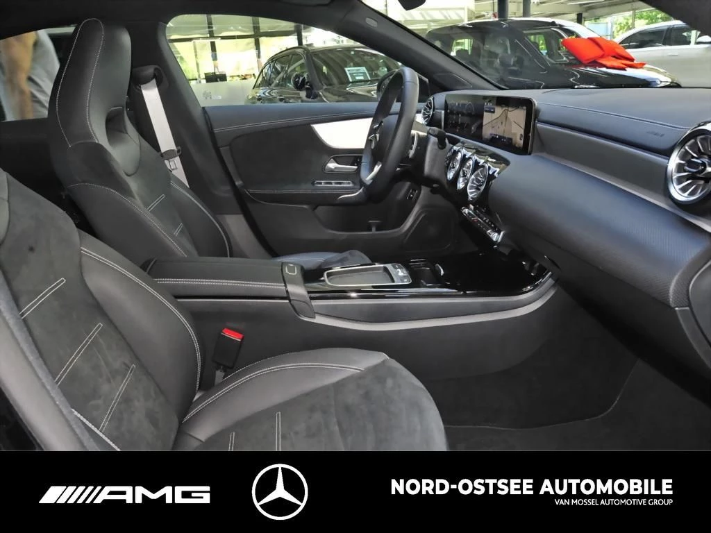 Mercedes-Benz-CLA-image-9