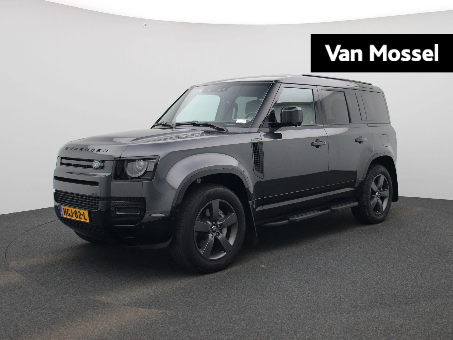 Land Rover-Defender-image-0