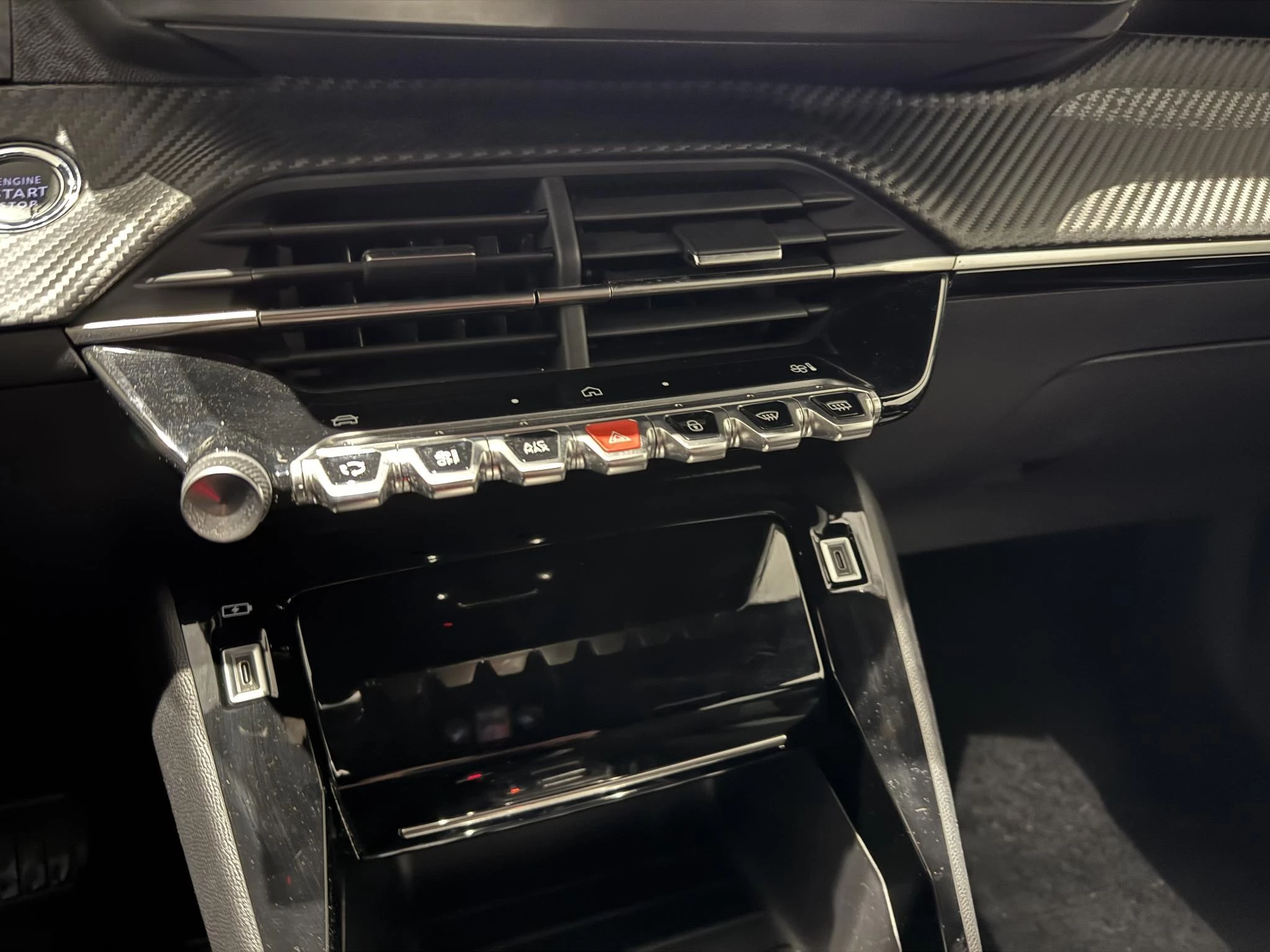 Peugeot-2008-image-18