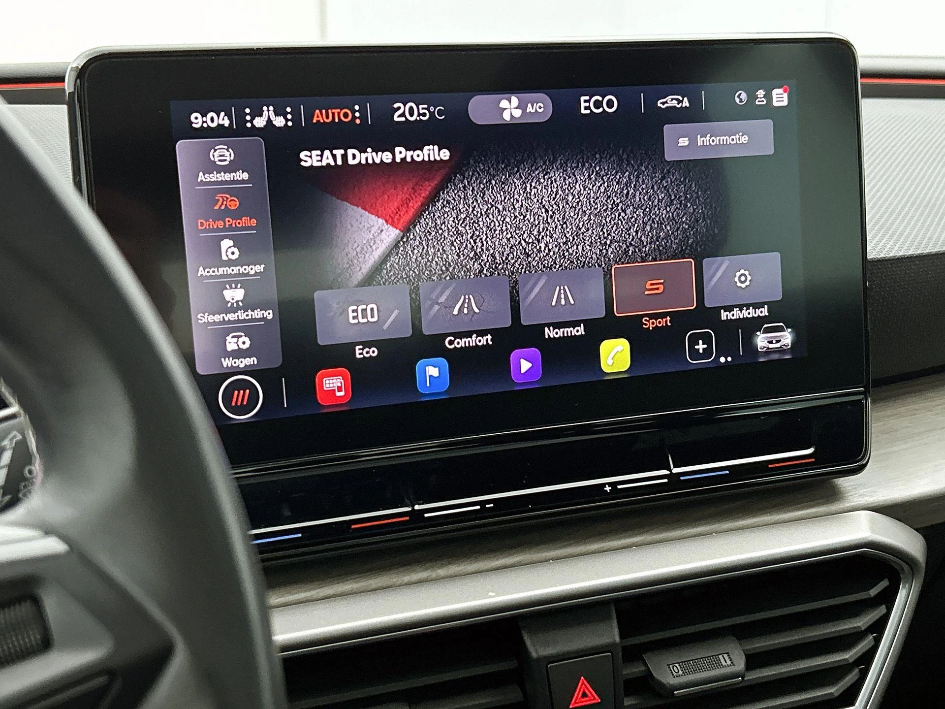 SEAT-Leon-image-13