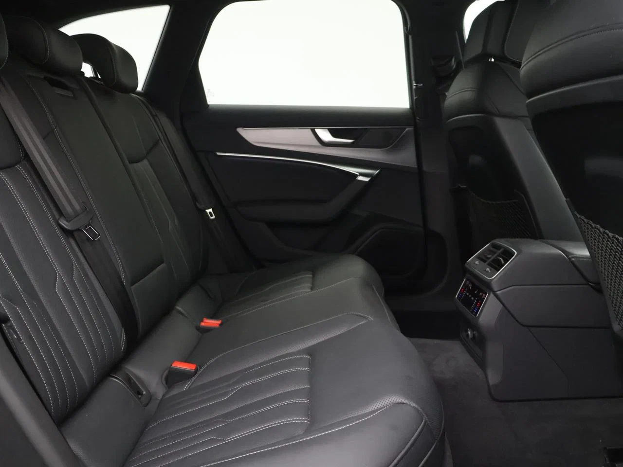 Audi-A6-image-10