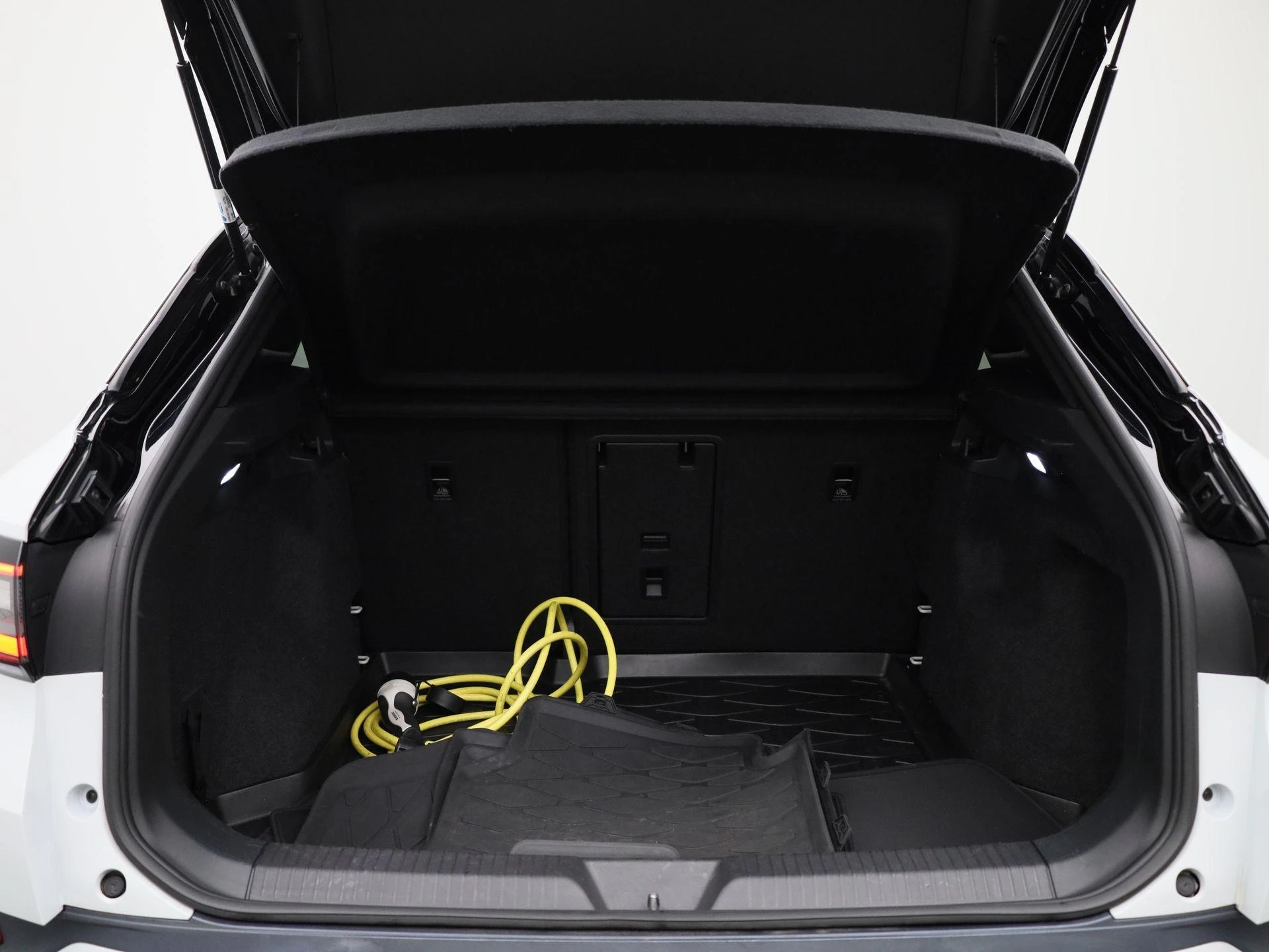 Volkswagen-ID.4-image-12