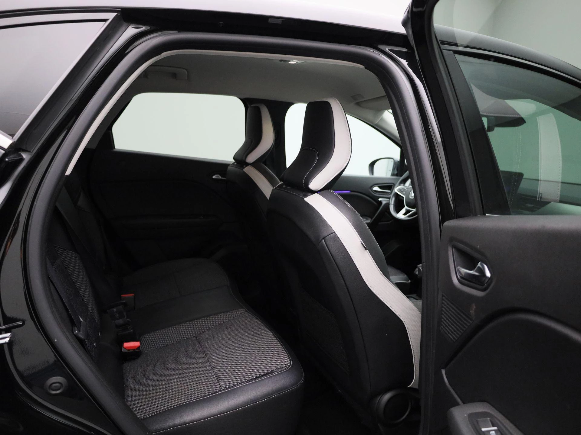 Renault-Captur-image-33