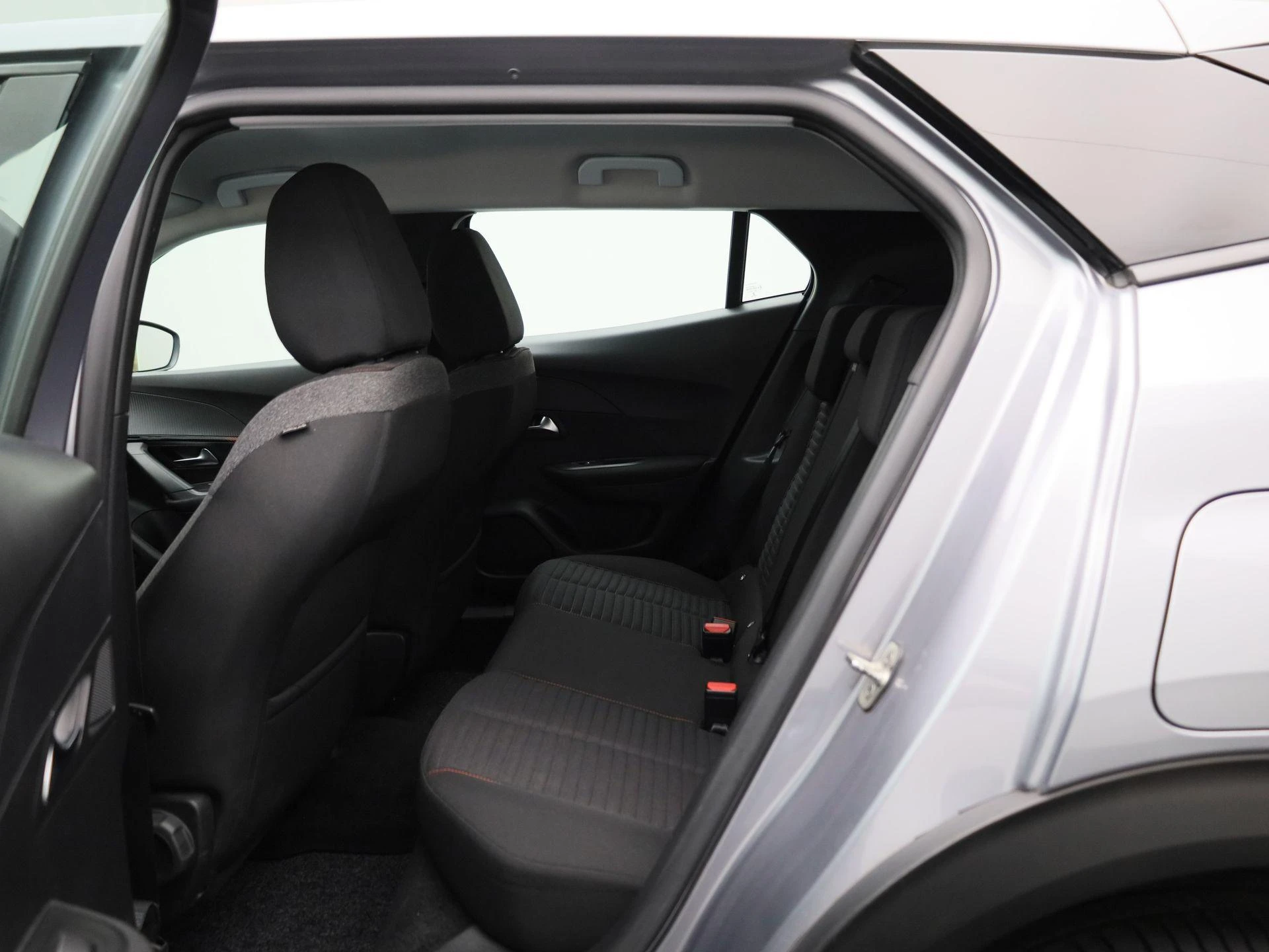 Peugeot-2008-image-9