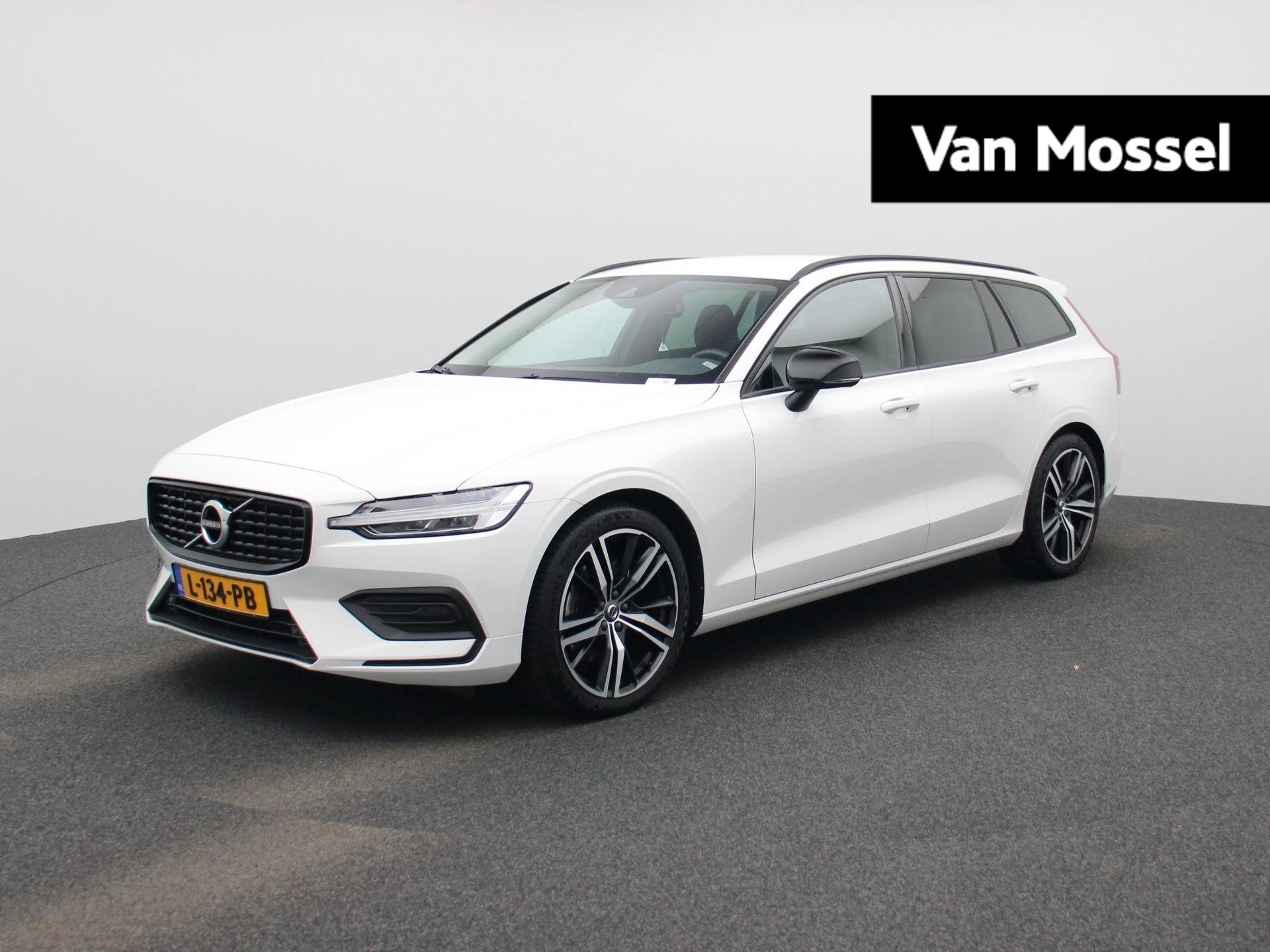 Volvo-V60-image-0