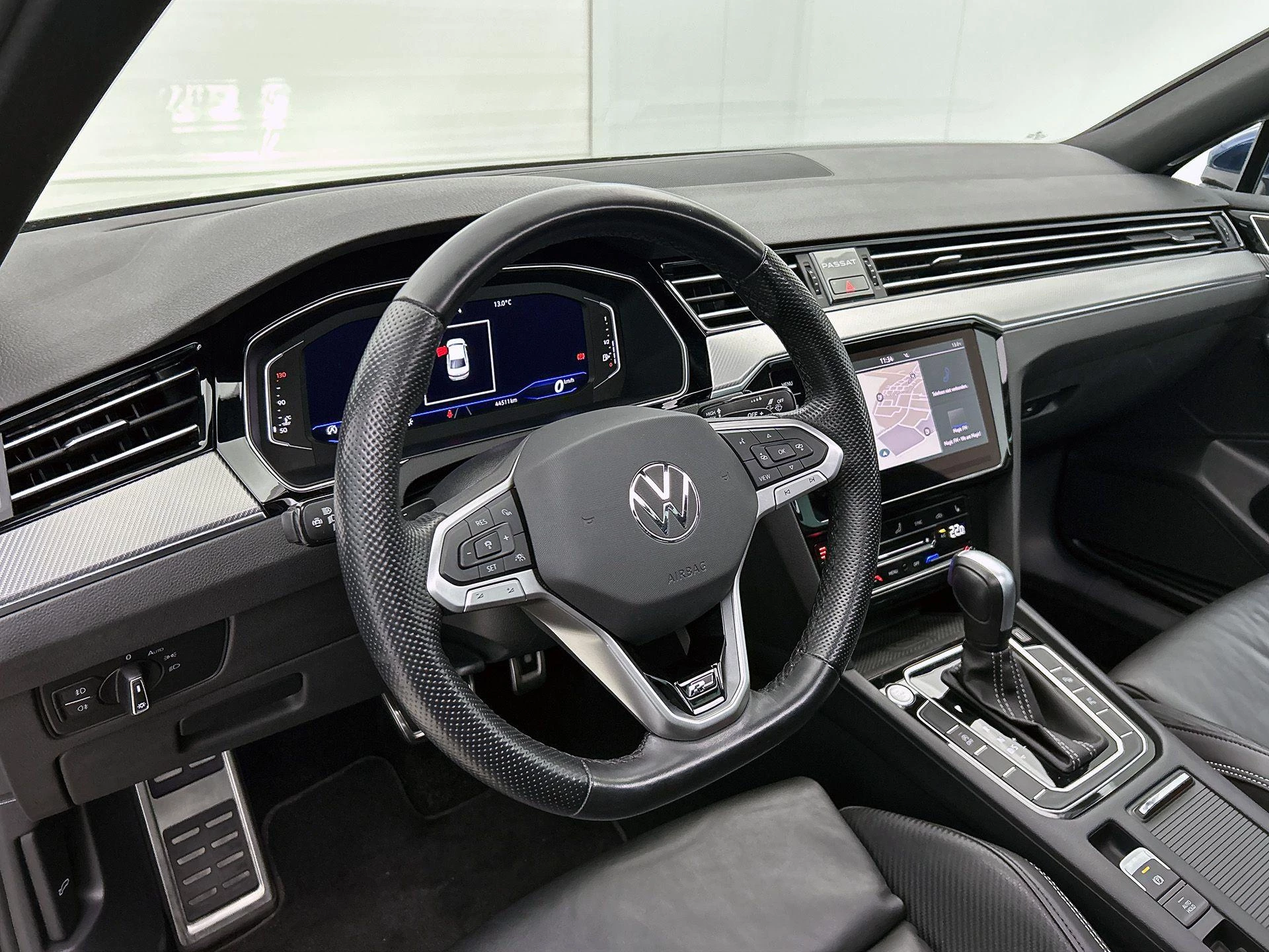 Volkswagen-Passat-image-31