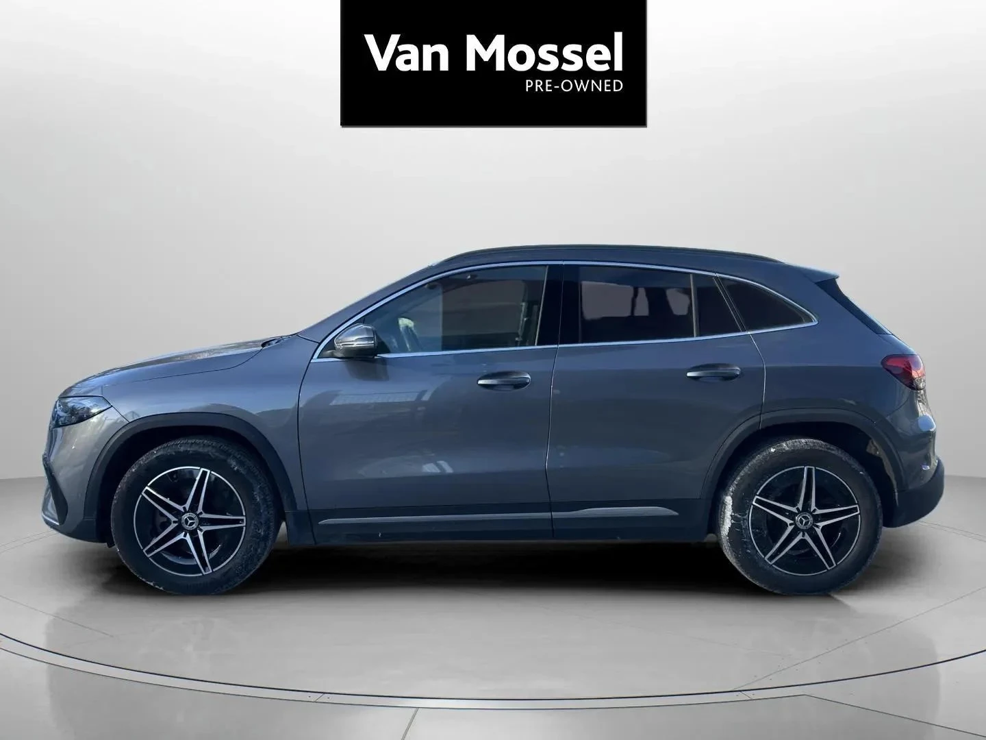 Mercedes-Benz-EQA-image-7