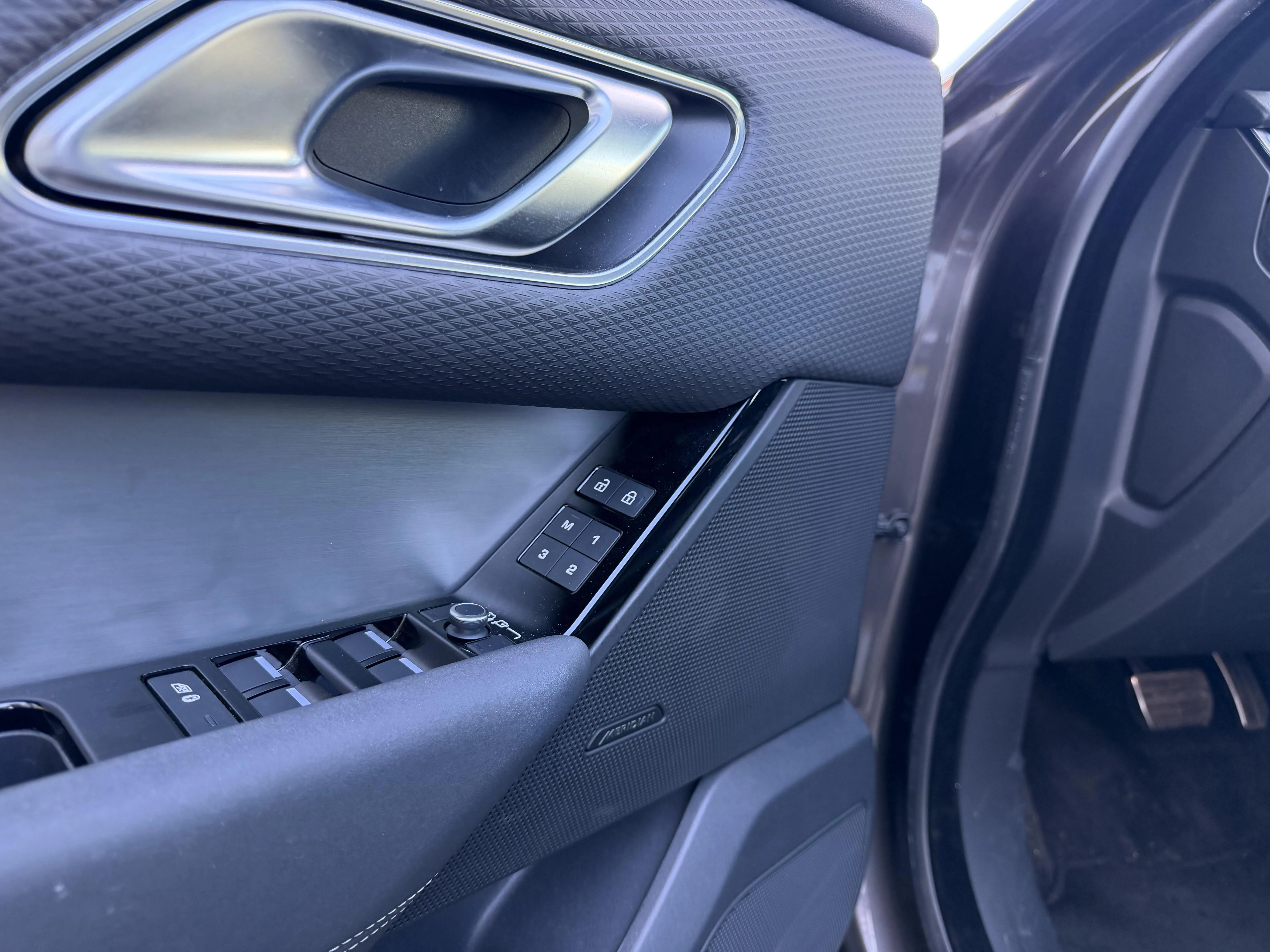 Land Rover Range Rover Velar P400e R-Dynamic S
