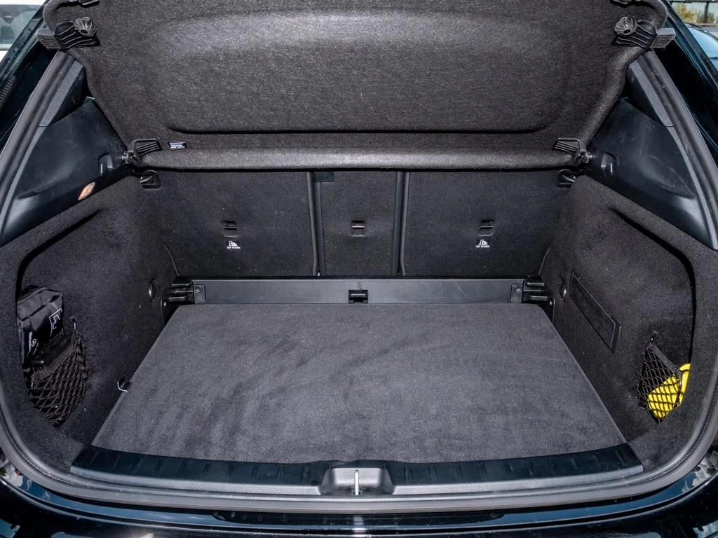 Mercedes-Benz-GLA 200 d-image-15