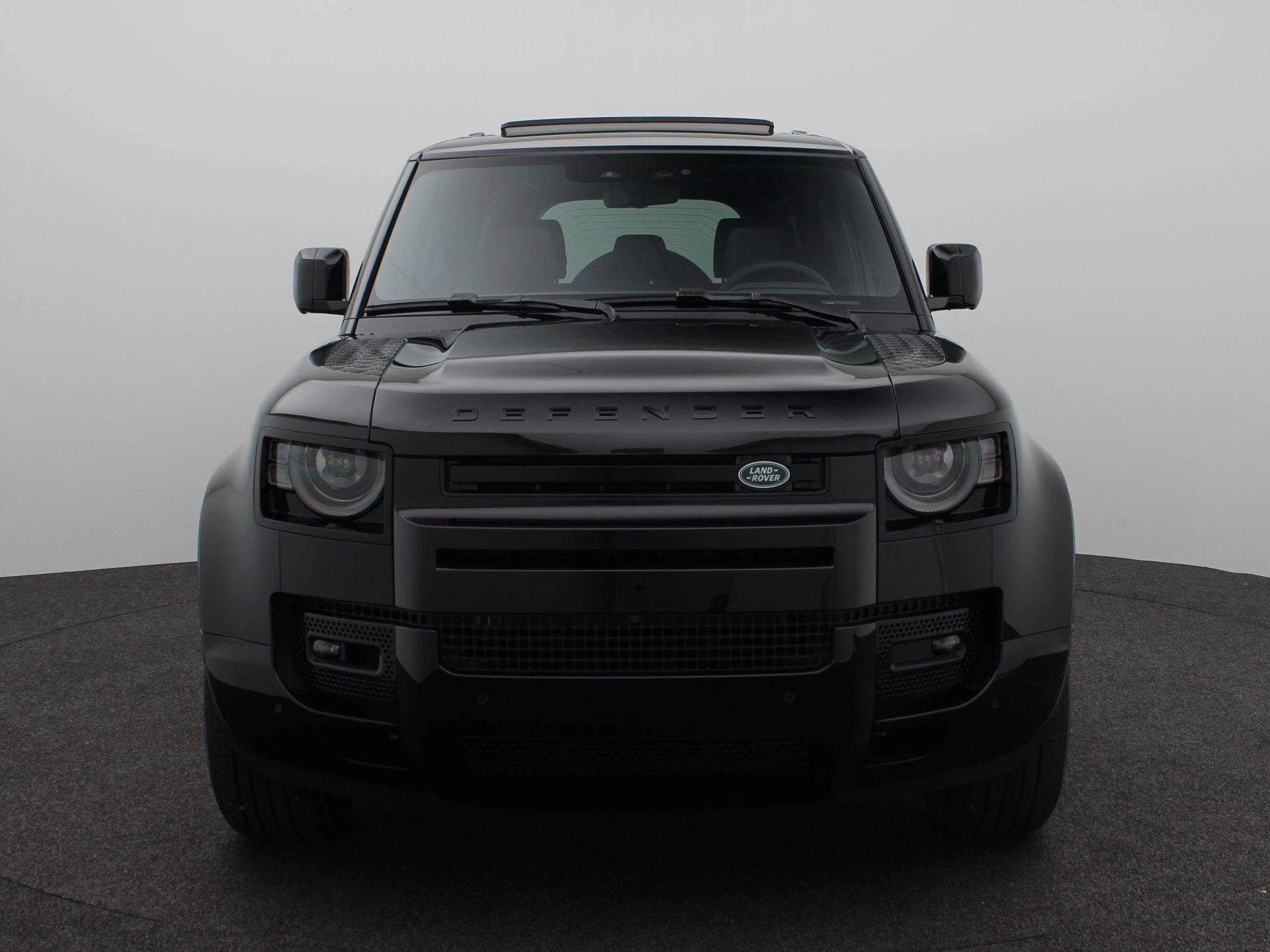 Land Rover Defender 110 2.0 P300e 110 Dynamic SE Edition