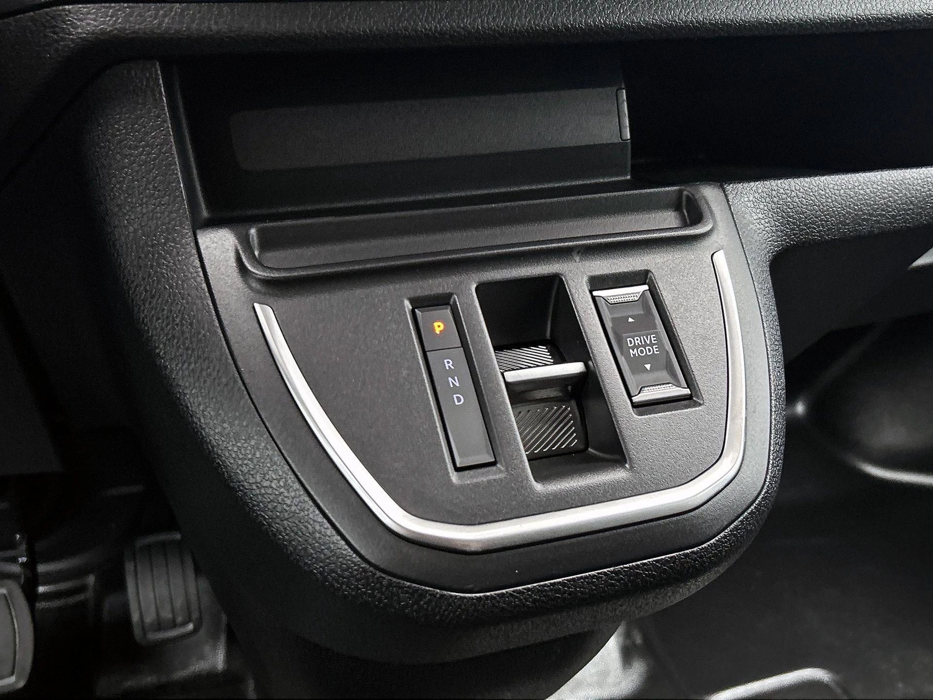 Opel-Vivaro-e-image-37