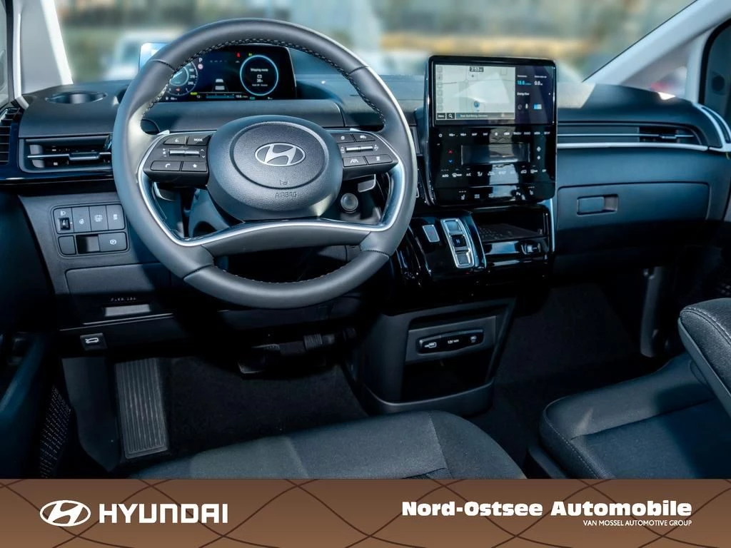 Hyundai-Staria-image-10