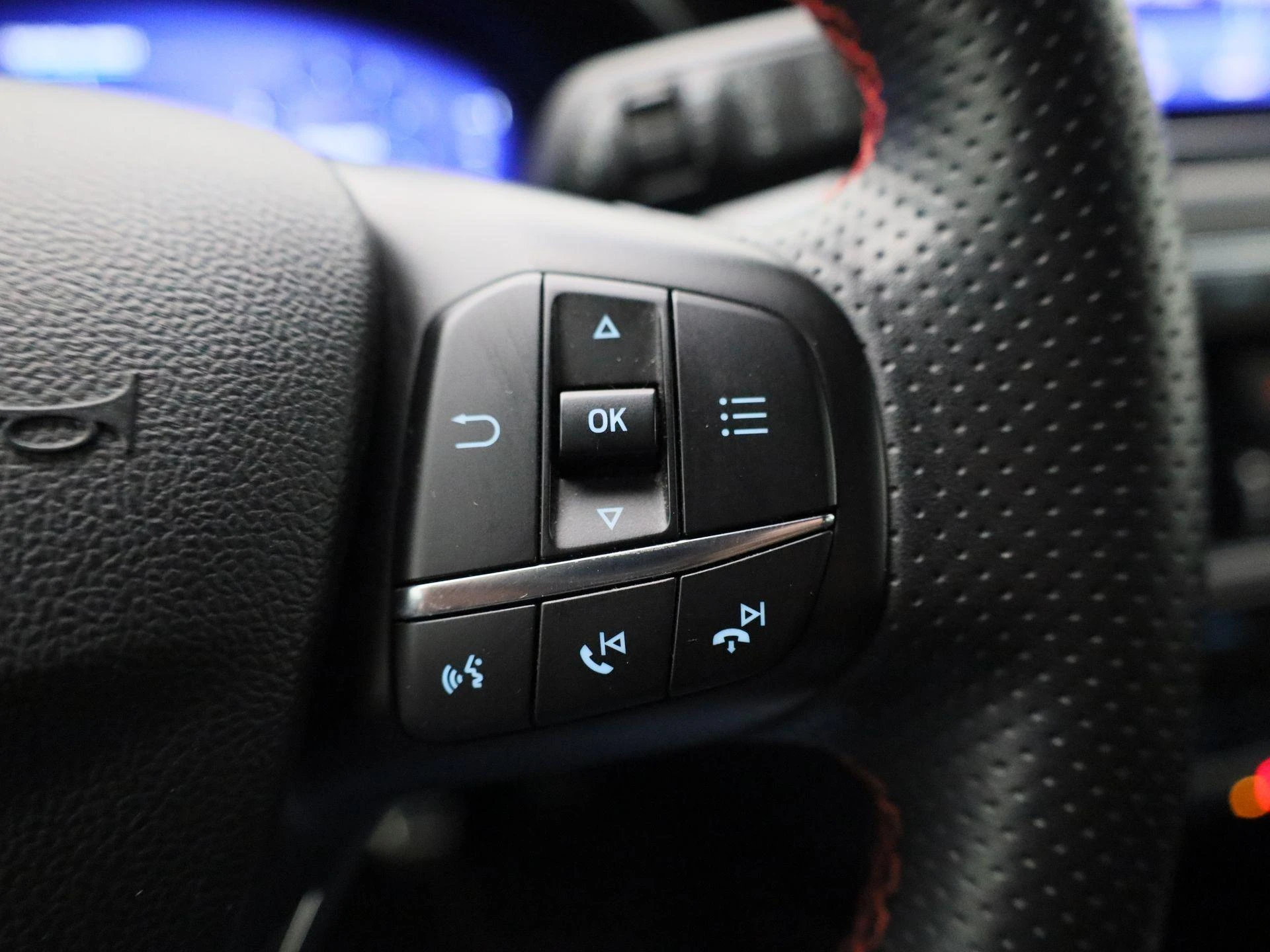 Ford Focus Wagon 1.0 EcoBoost Hybrid ST Line X Business