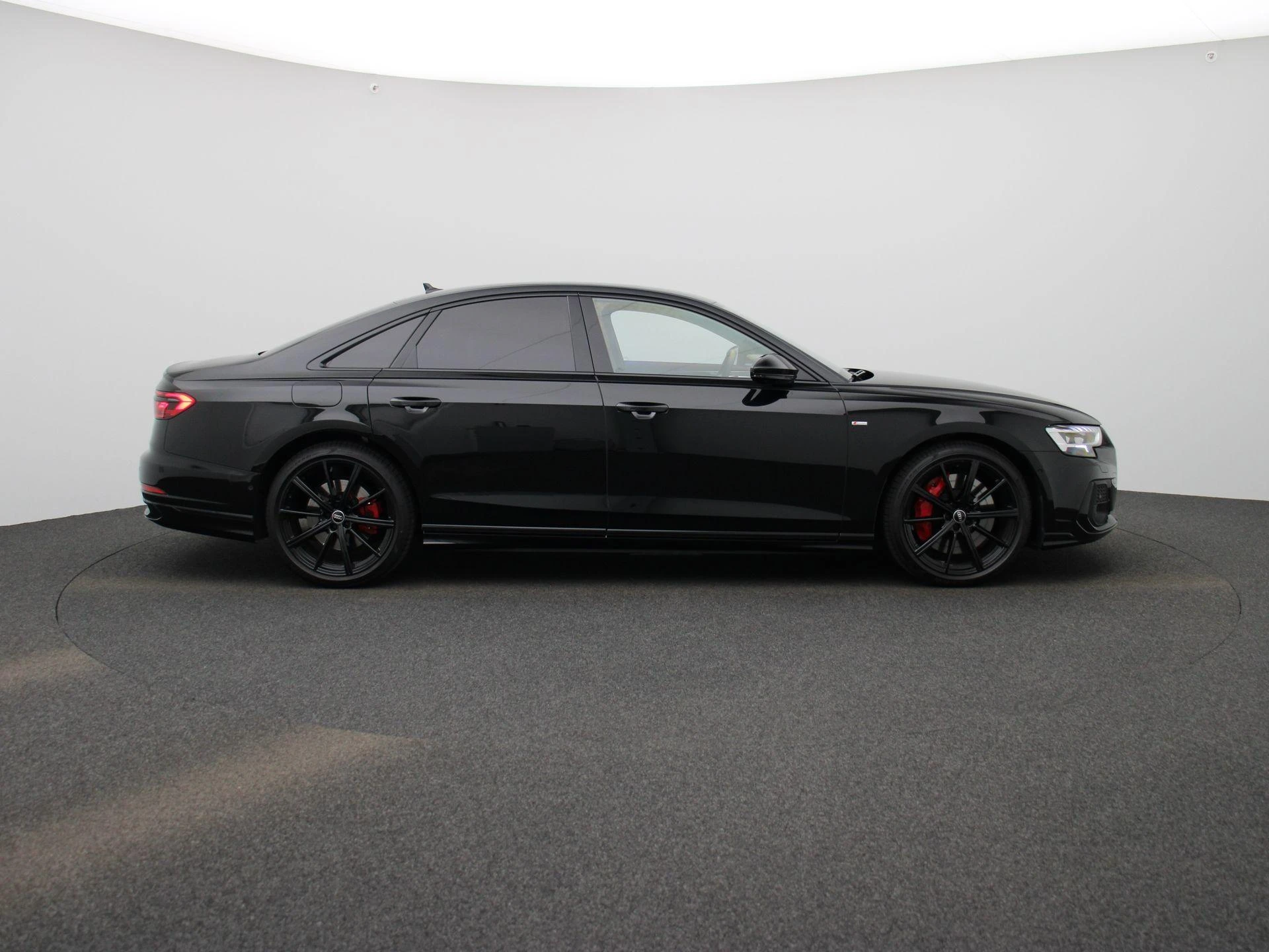 Audi-A8-image-5