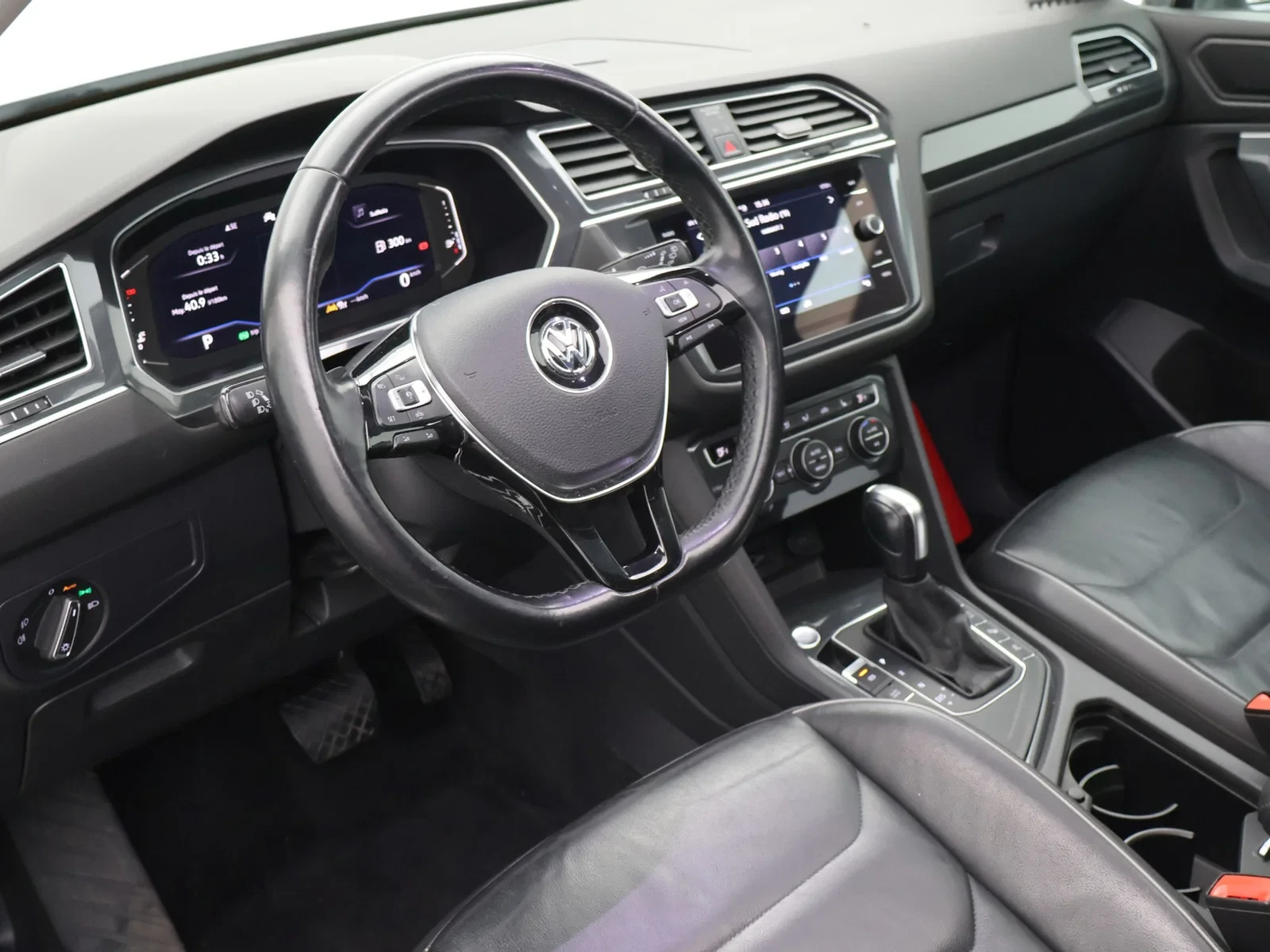 Volkswagen Tiguan Allspace Tiguan R-Line AllSpace Platinum 1.5TSI 150PK *AUTOMAAT*PANODAK*TREKHAAK*360° CAMERA*LEDER*ACC*APP-CONNECT*