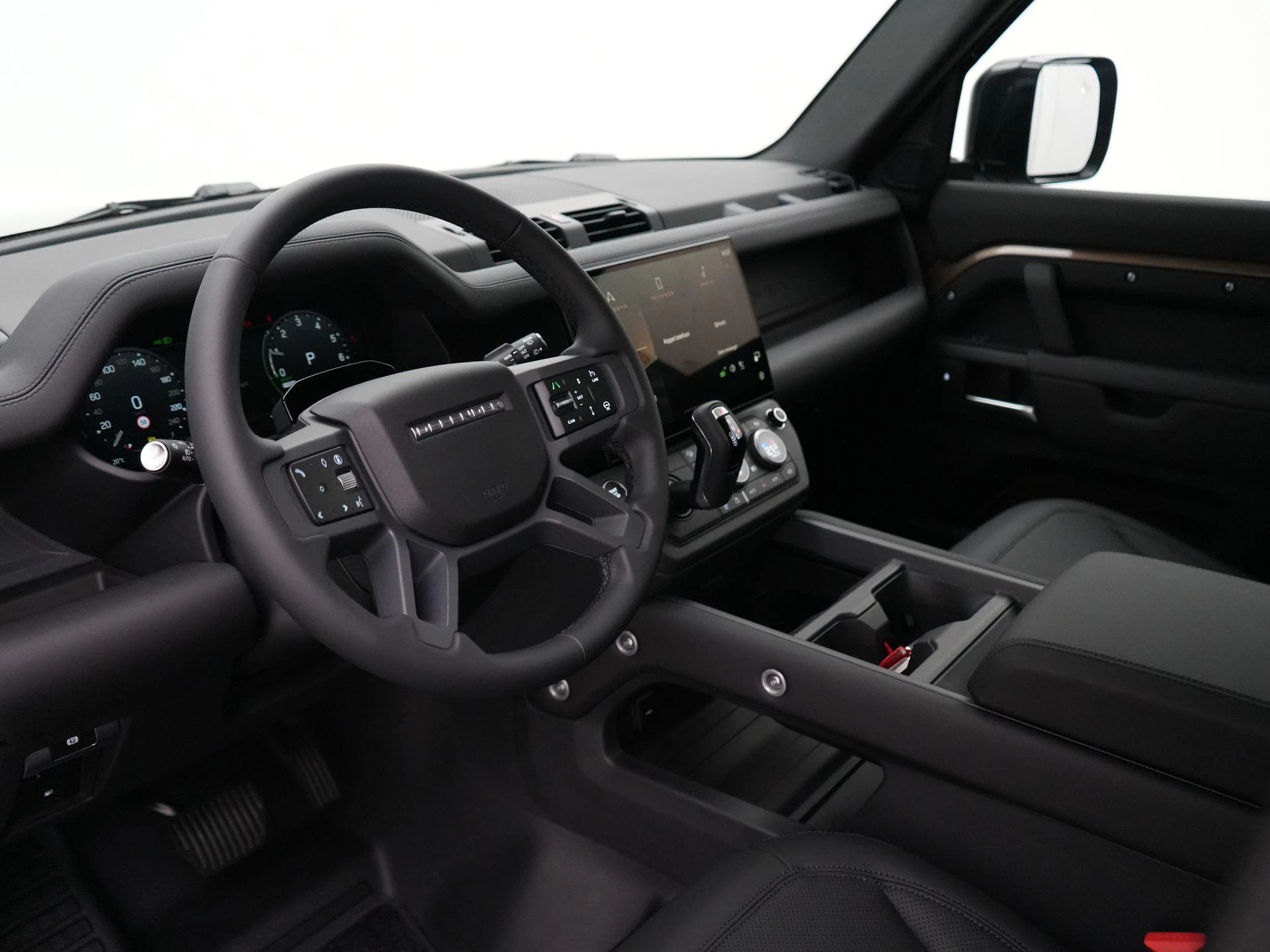 Land Rover-Defender-image-30