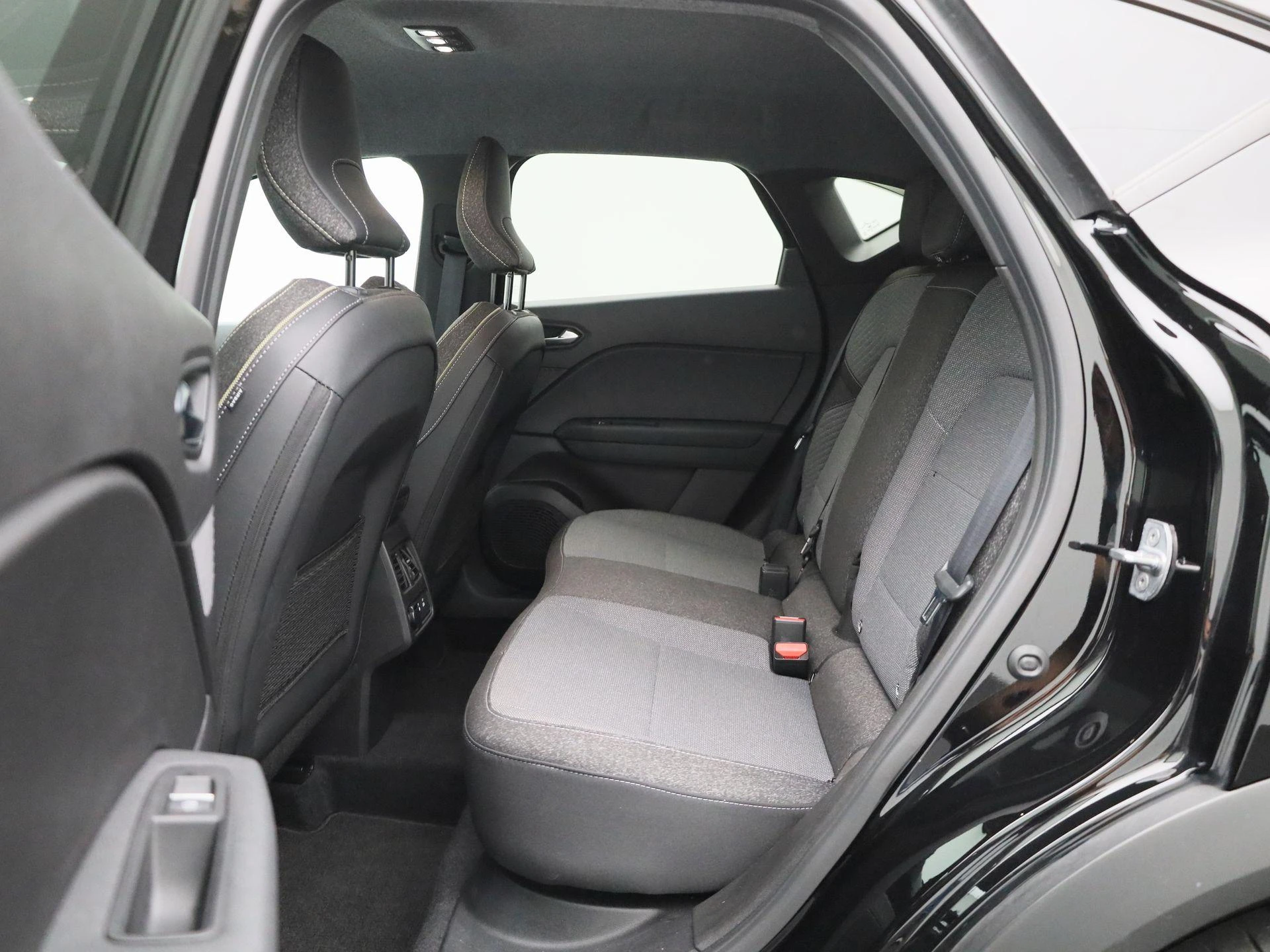 Renault-Captur-image-11