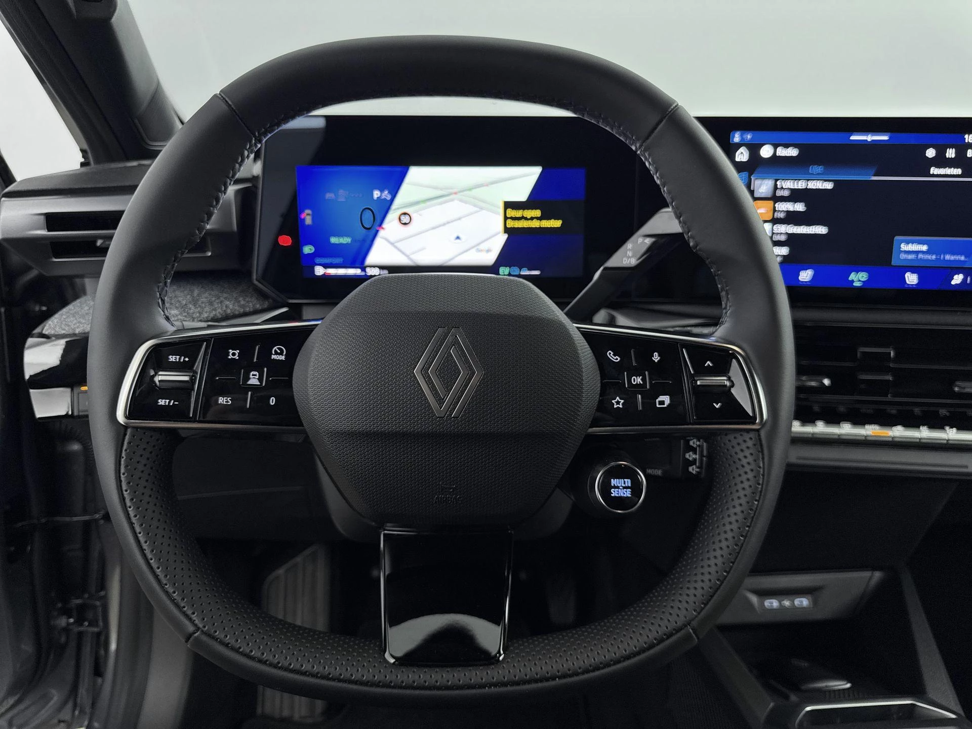 Renault-Clio-image-26