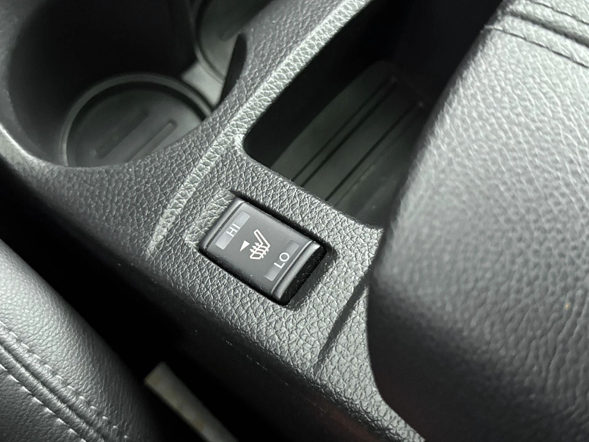 Nissan-QASHQAI-image-7