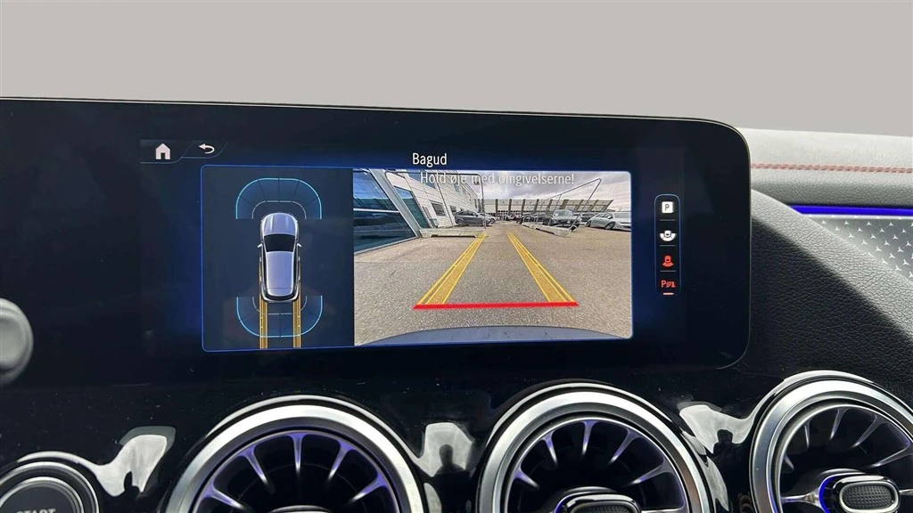 Mercedes-Benz-EQA-image-17
