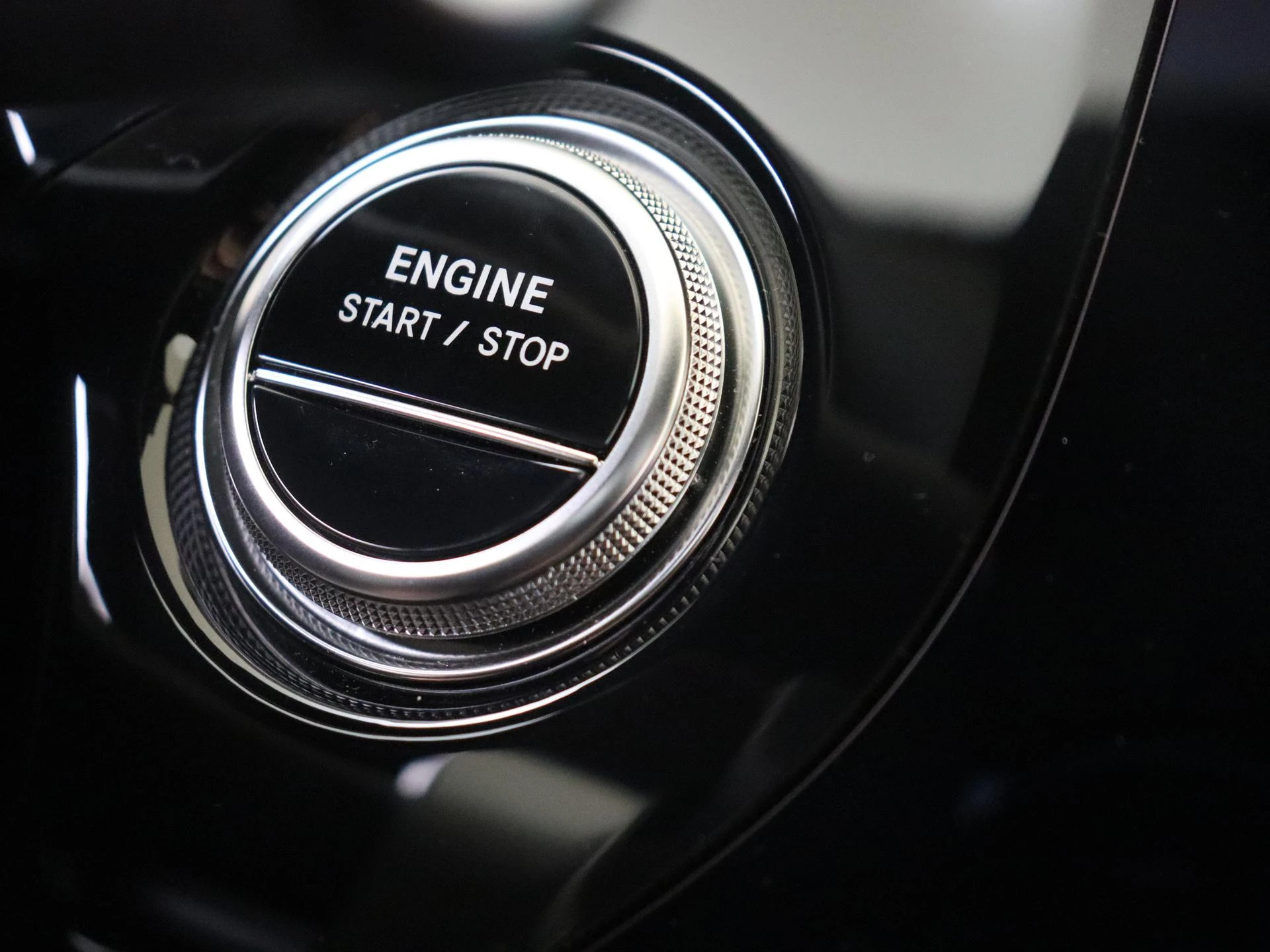 Mercedes-Benz-E-Klasse-image-21