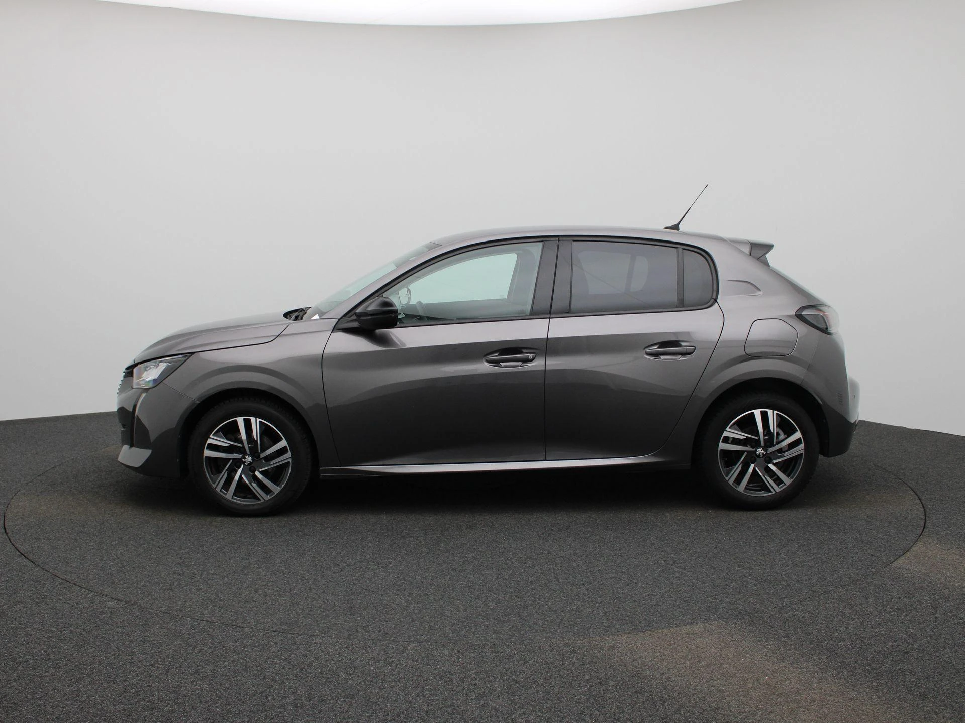 Peugeot-208-image-3