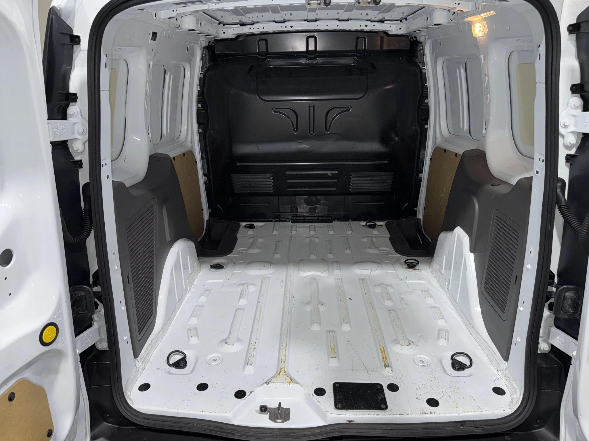 Ford-Transit Connect-image-14