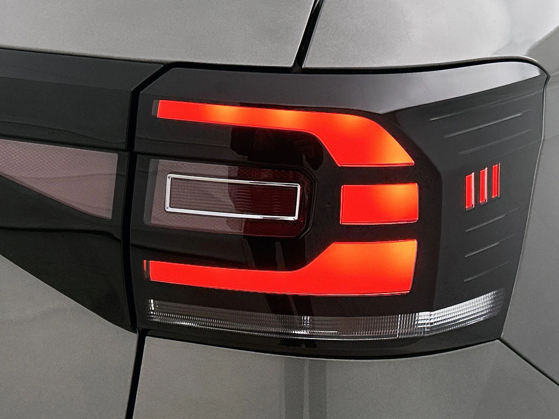 Volkswagen-T-Cross-image-25