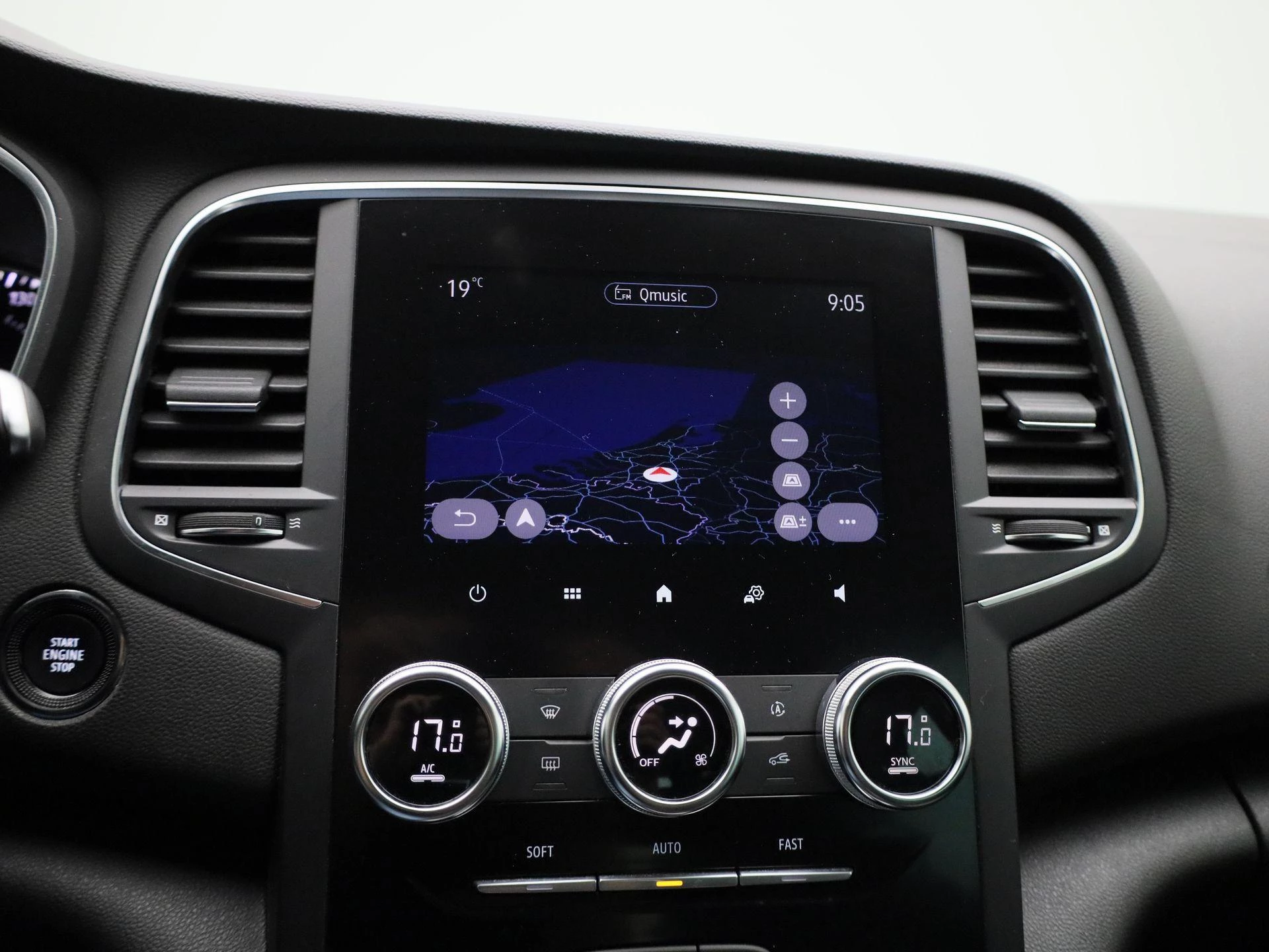 Renault-Mégane Grand Tour-image-22