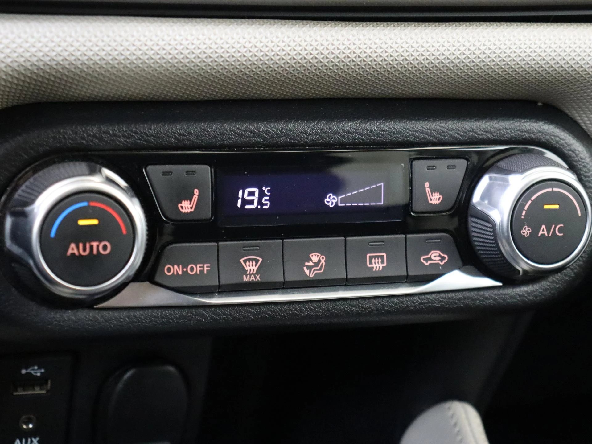 Nissan-Micra-image-19
