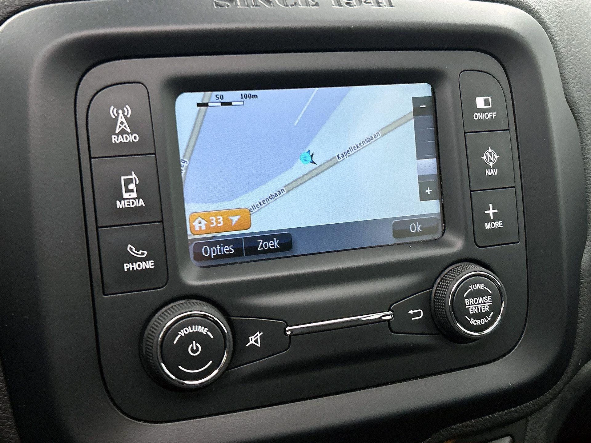 Jeep-Renegade-image-6