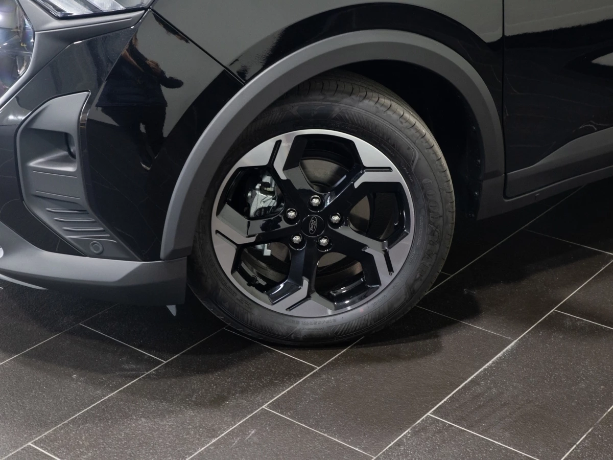 Ford-Transit Courier-image-3