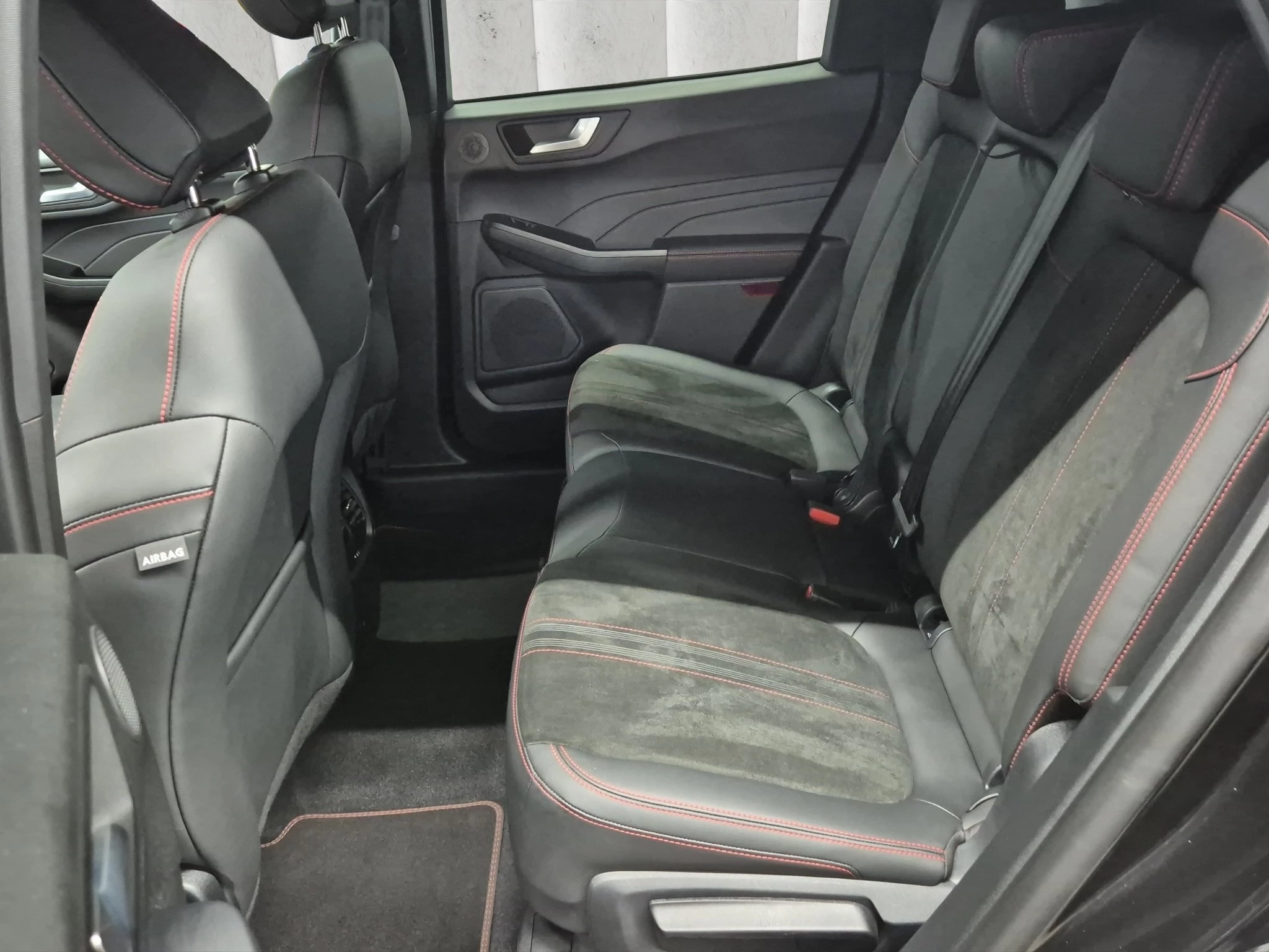 Ford-Kuga-image-10