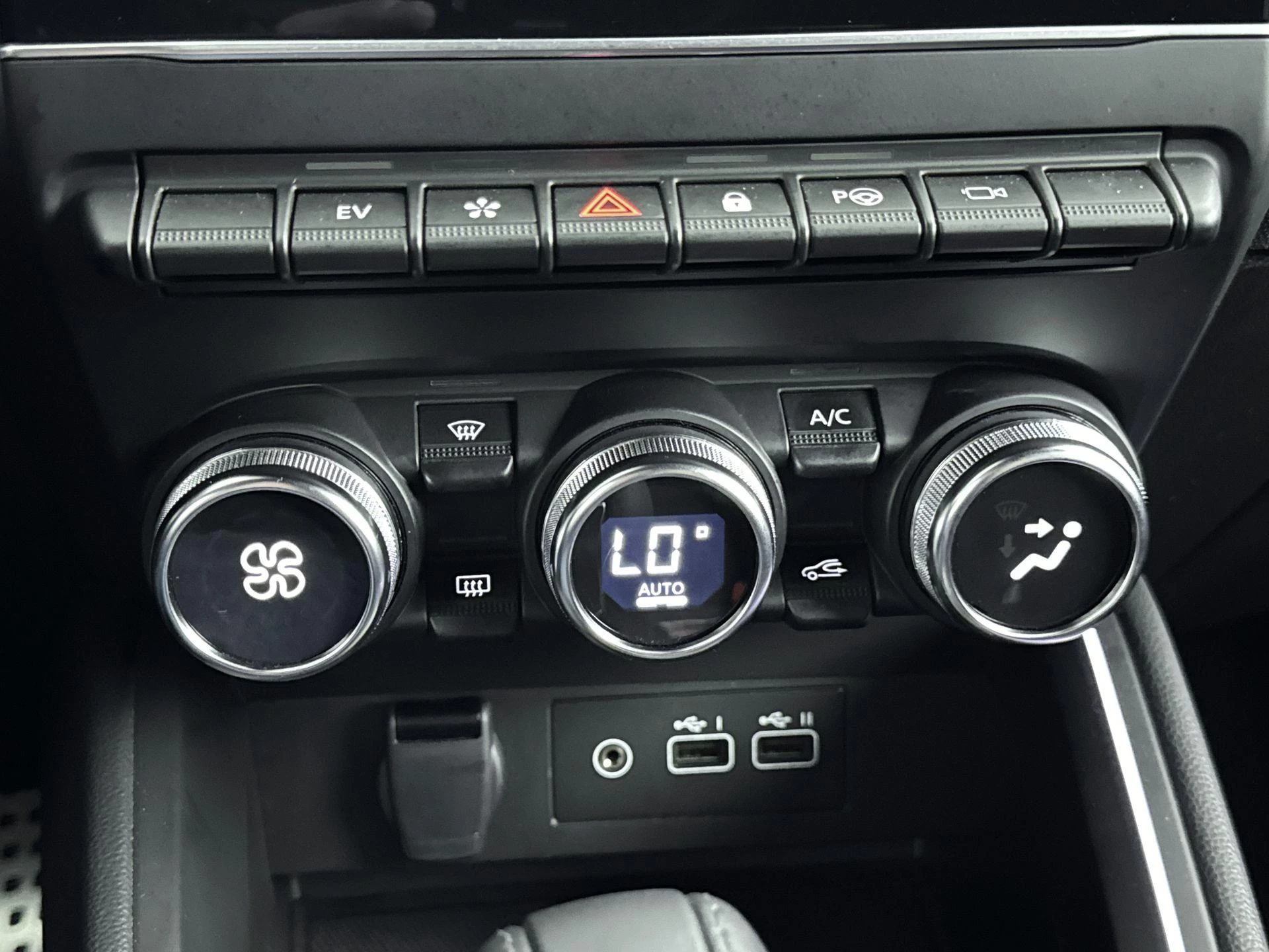 Renault-Clio-image-14