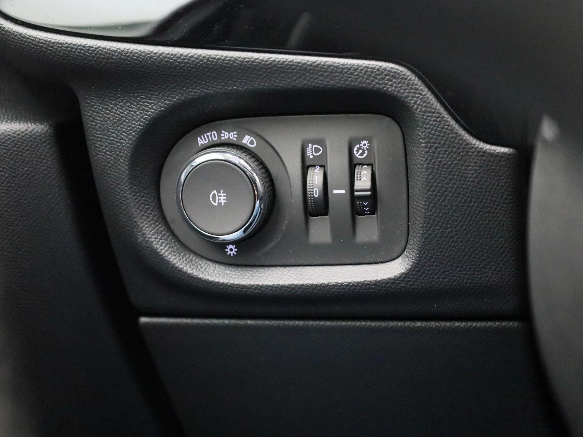 Opel-Corsa-e-image-22