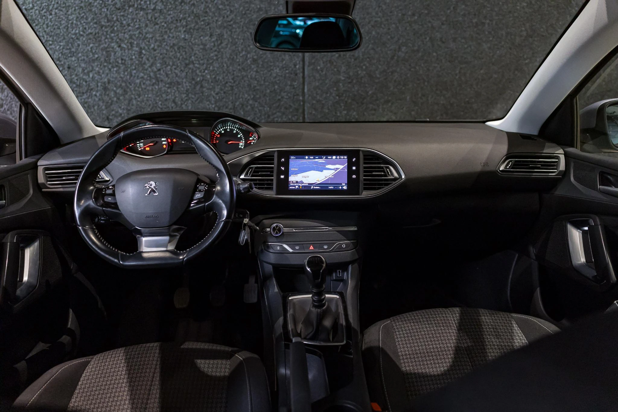 Peugeot-308-image-13