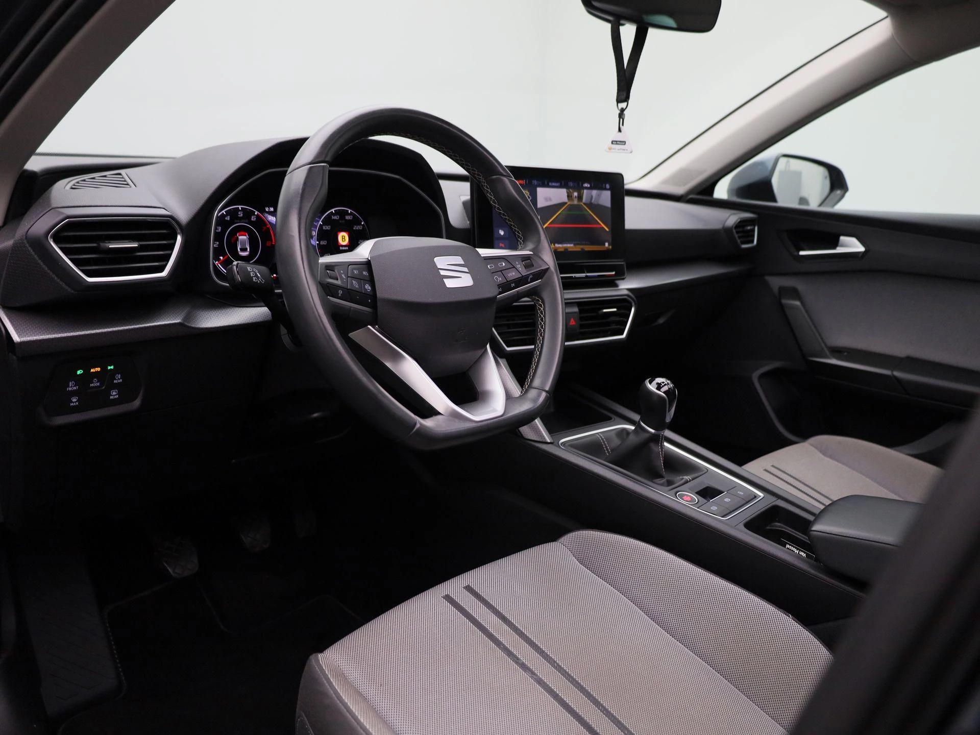 SEAT-Leon-image-28
