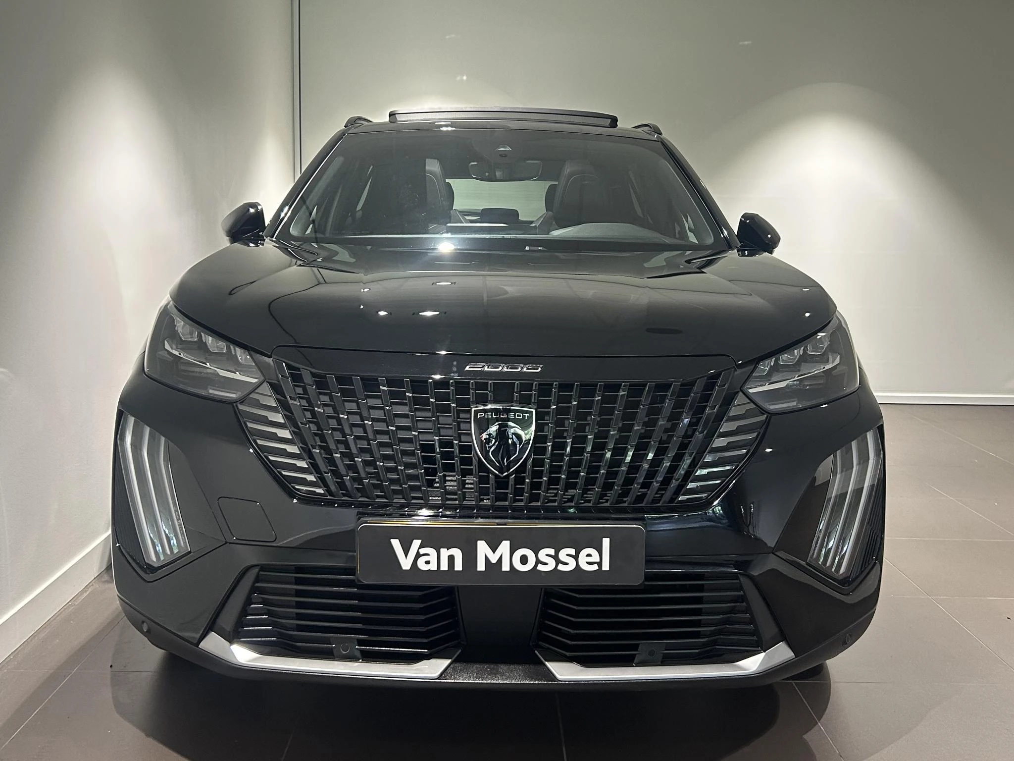 Peugeot e-2008 EV GT 54 kWh