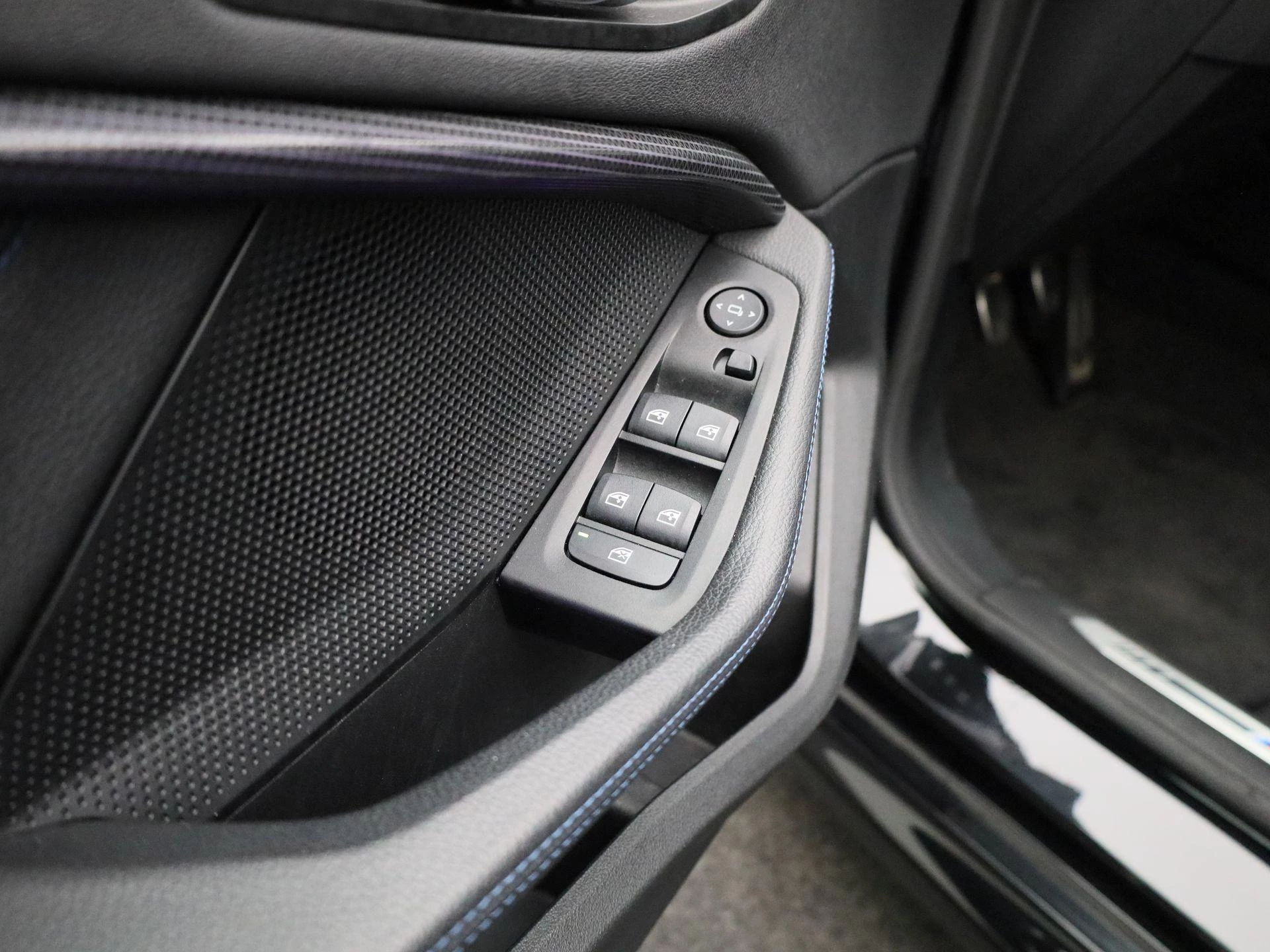 BMW-2 Serie-image-25