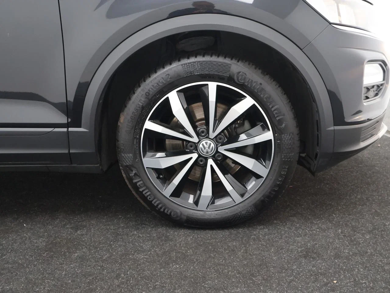 Volkswagen-T-Roc-image-11