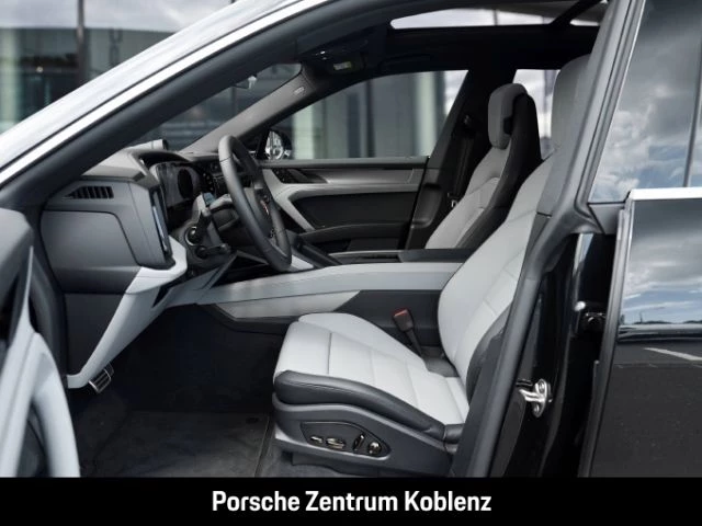 Porsche Cayenne Electric -
