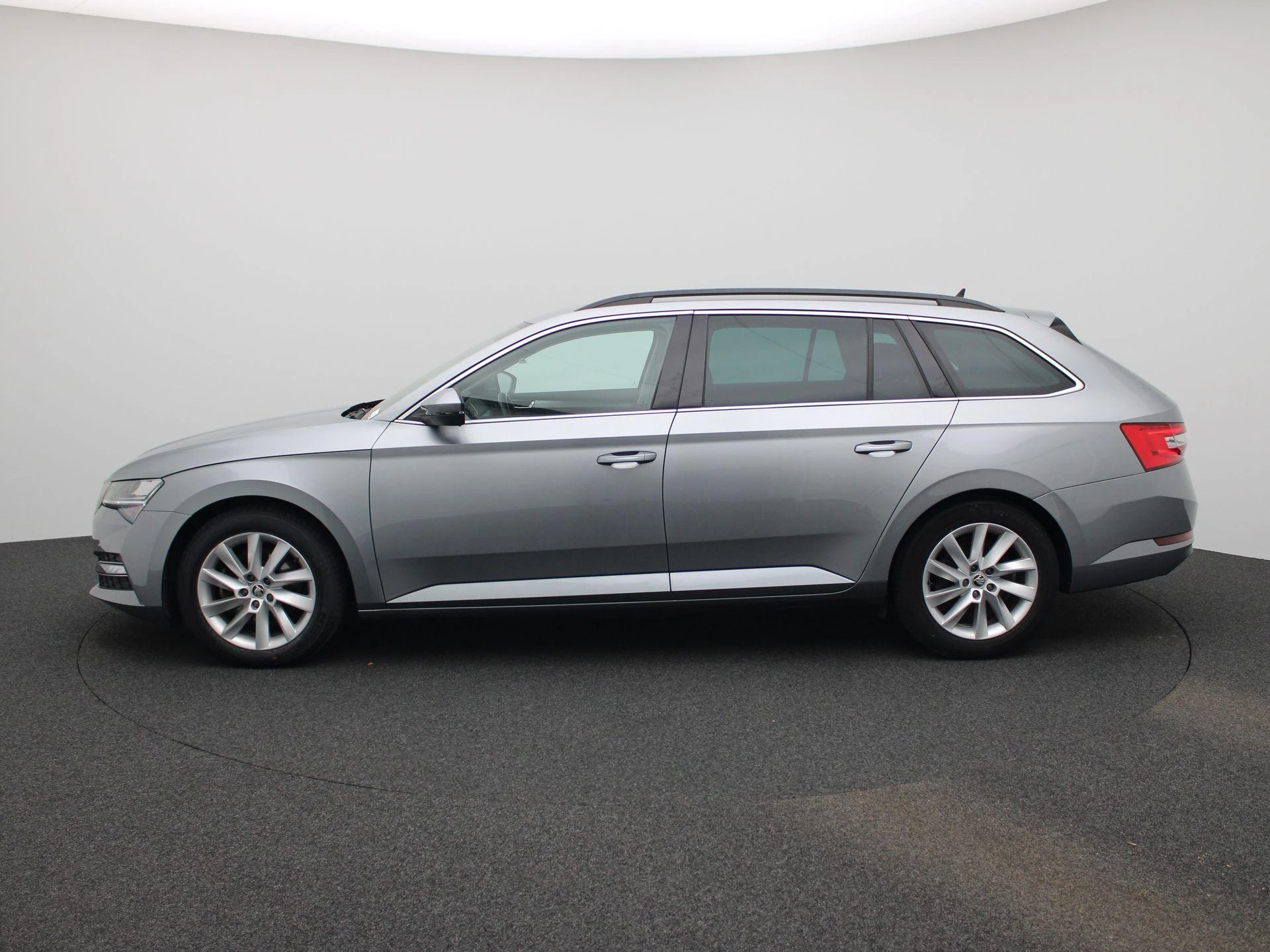 Škoda Superb Combi 1.4 TSI iV 160kW DSG6 Ambition