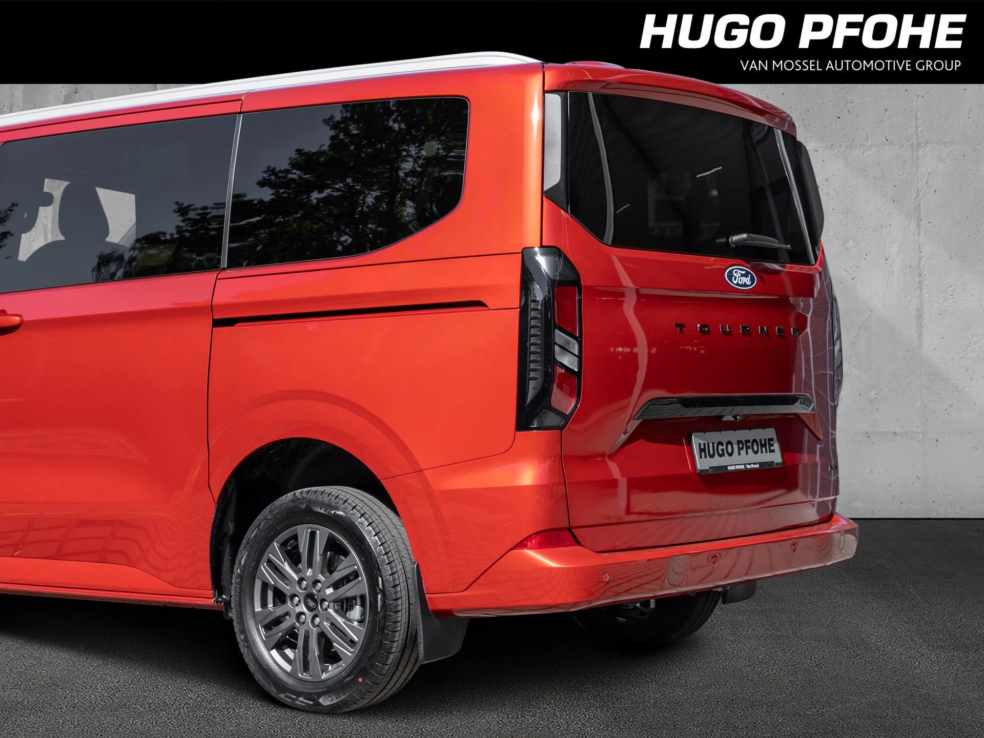Ford Tourneo Custom Titanium 320 2.0 EB 4x4 Autom AHK