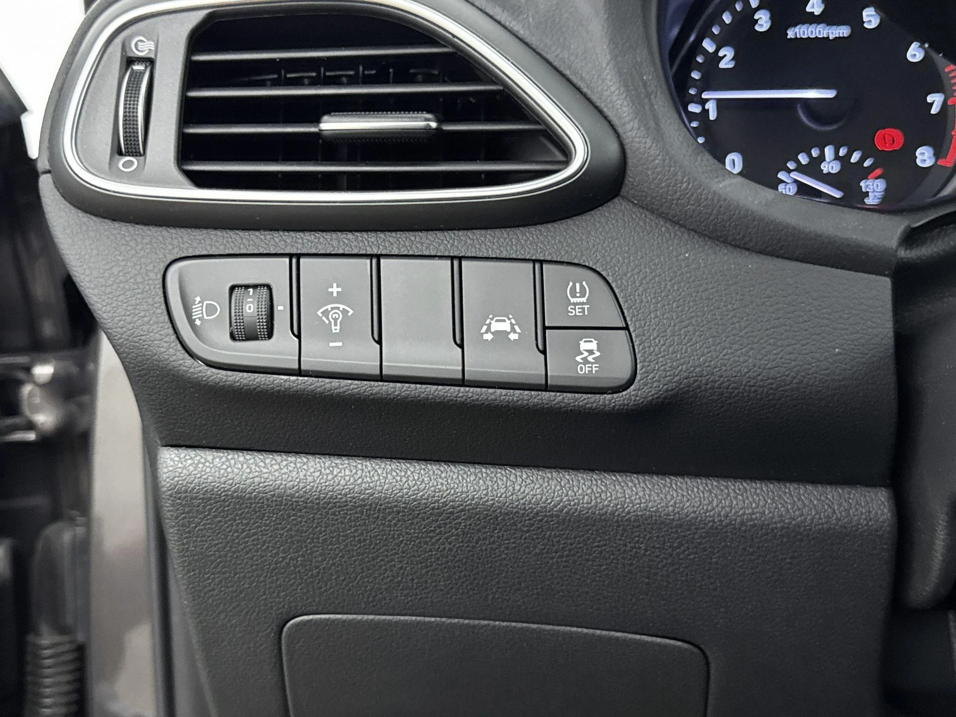 Hyundai-i30-image-14