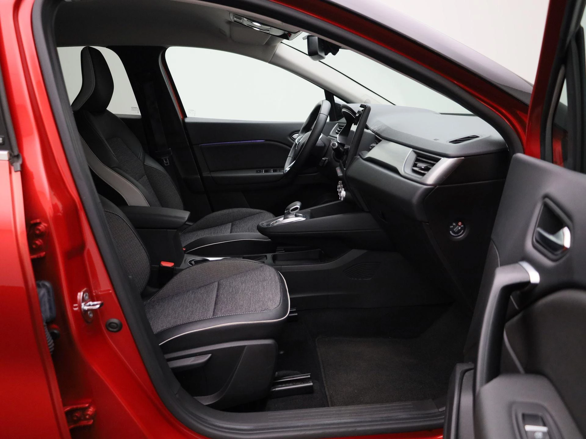 Renault-Captur-image-33