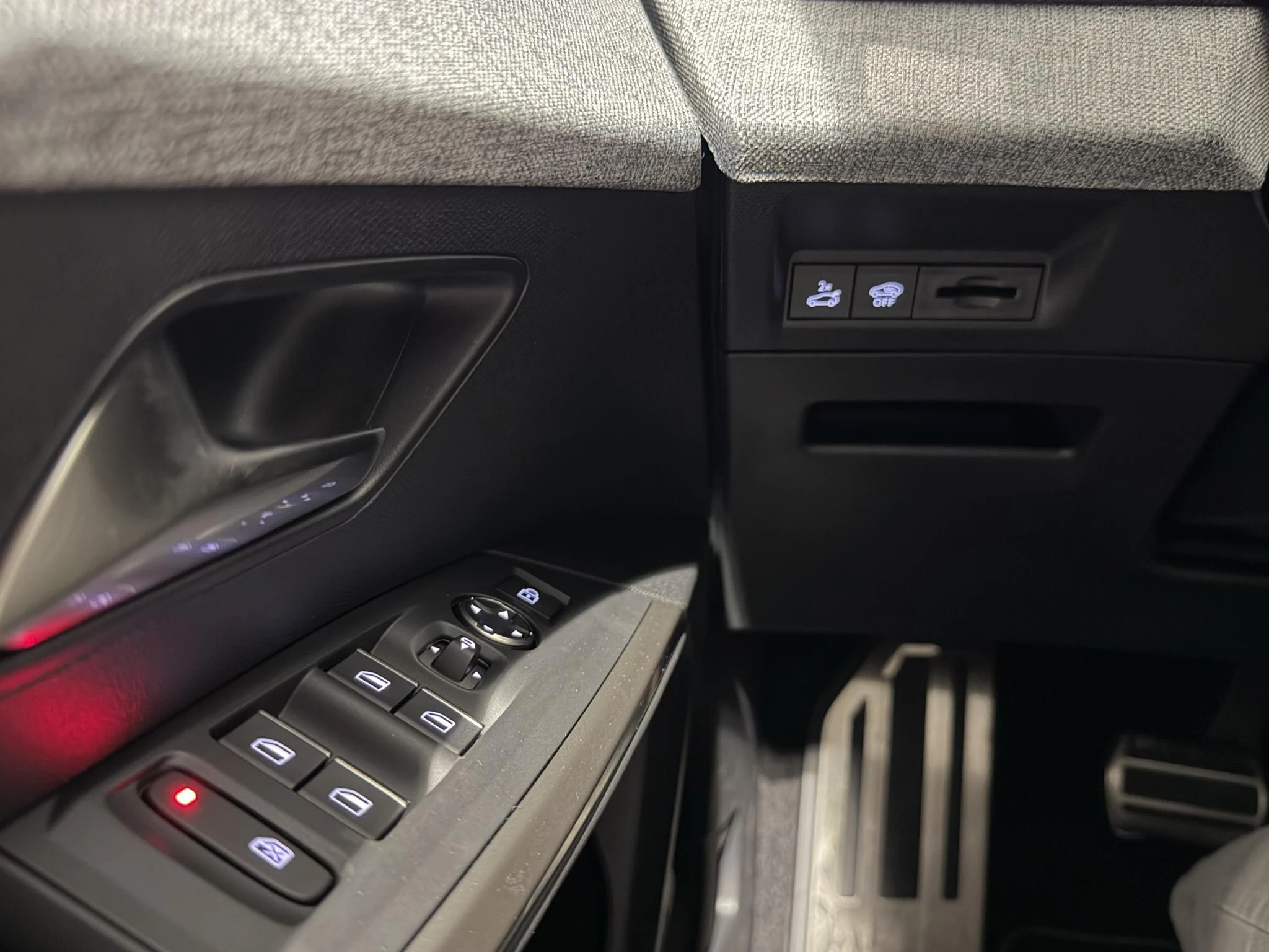 Peugeot-e-3008-image-16